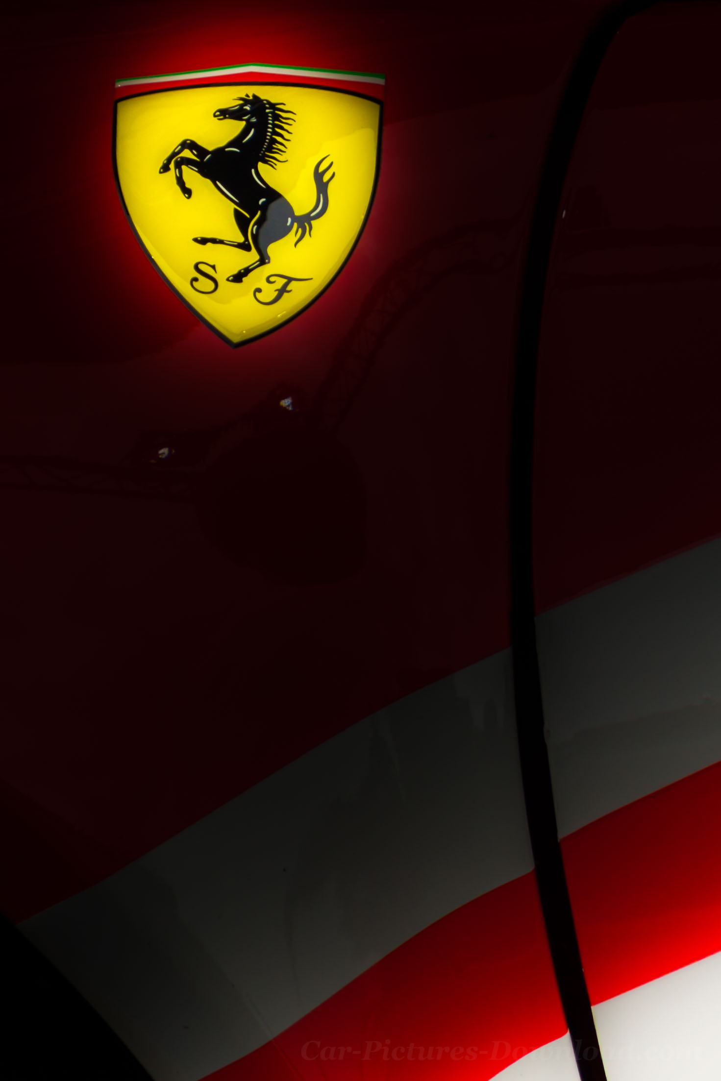 Ferrari Wallpaper 4k Logo - 1471x2206 Wallpaper 