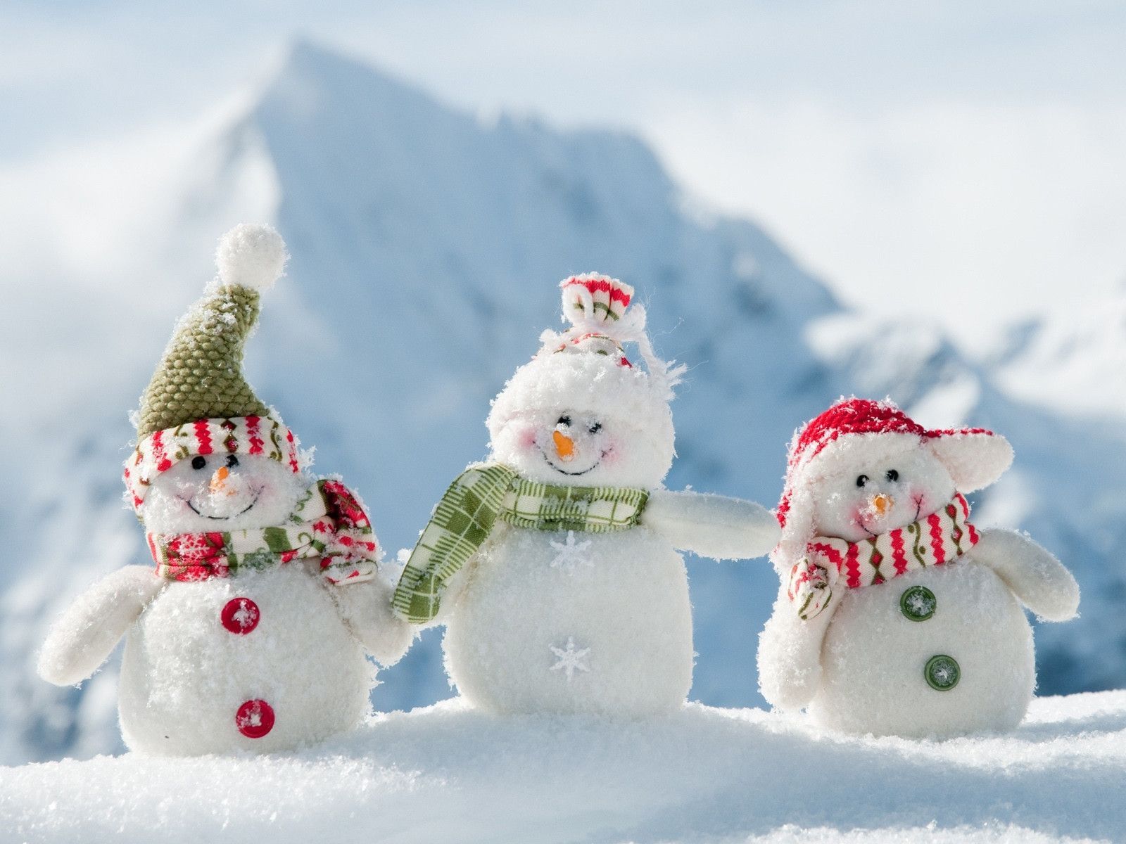 Winter Love Background For Desktop - Christmas Wallpaper Snowman - HD Wallpaper 