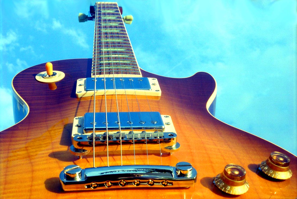 Live Under The Sky 1990 - HD Wallpaper 