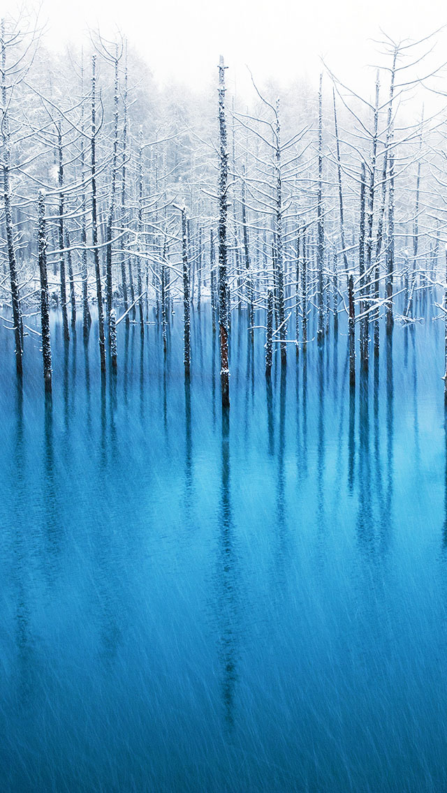 Blue Pond Hokkaido - HD Wallpaper 