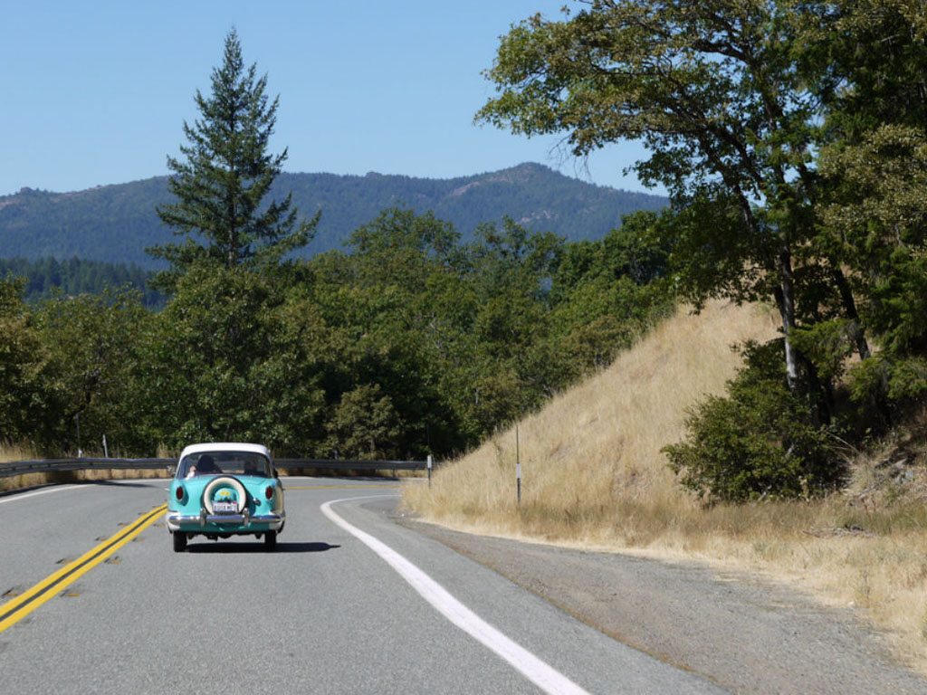 Road Trip Car Goa - Freeway - HD Wallpaper 