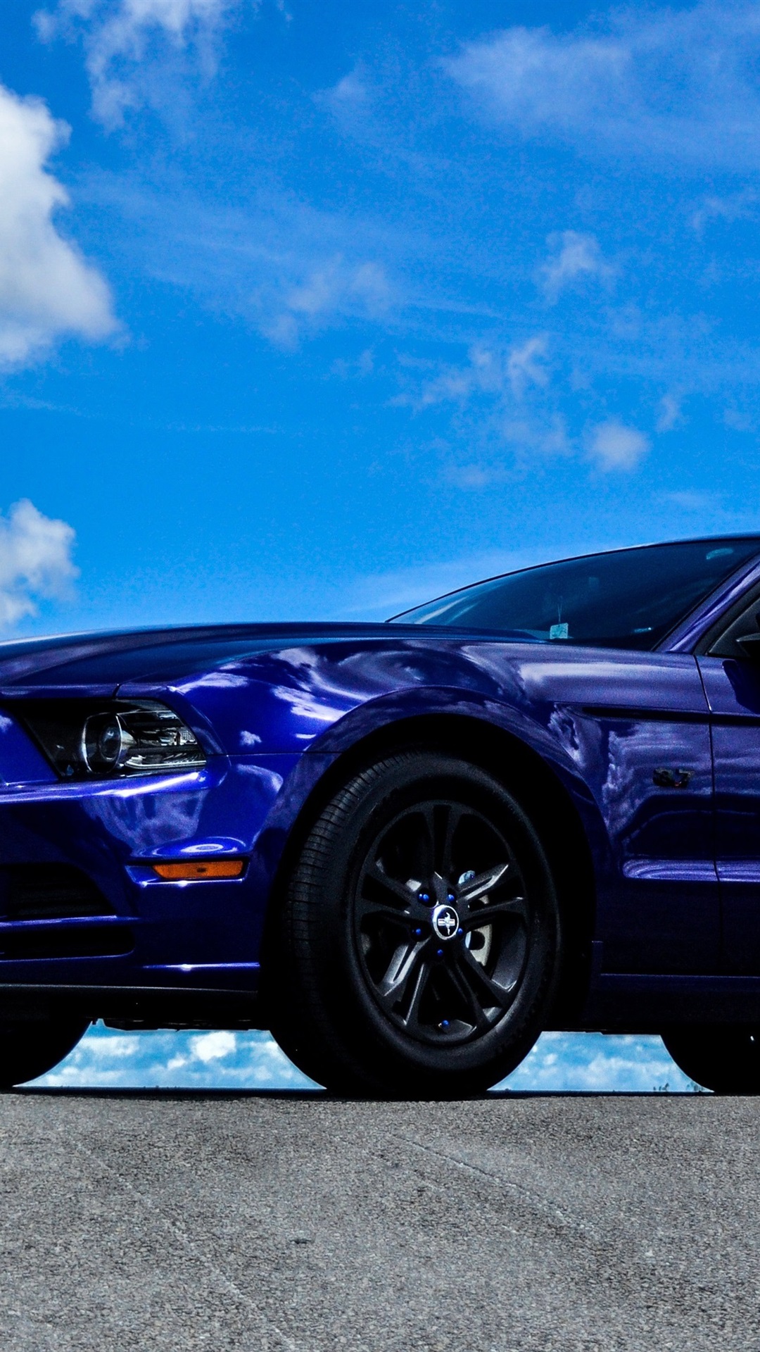 Iphone Wallpaper Ford Mustang Blue Car Side View - Ford Mustang - HD Wallpaper 