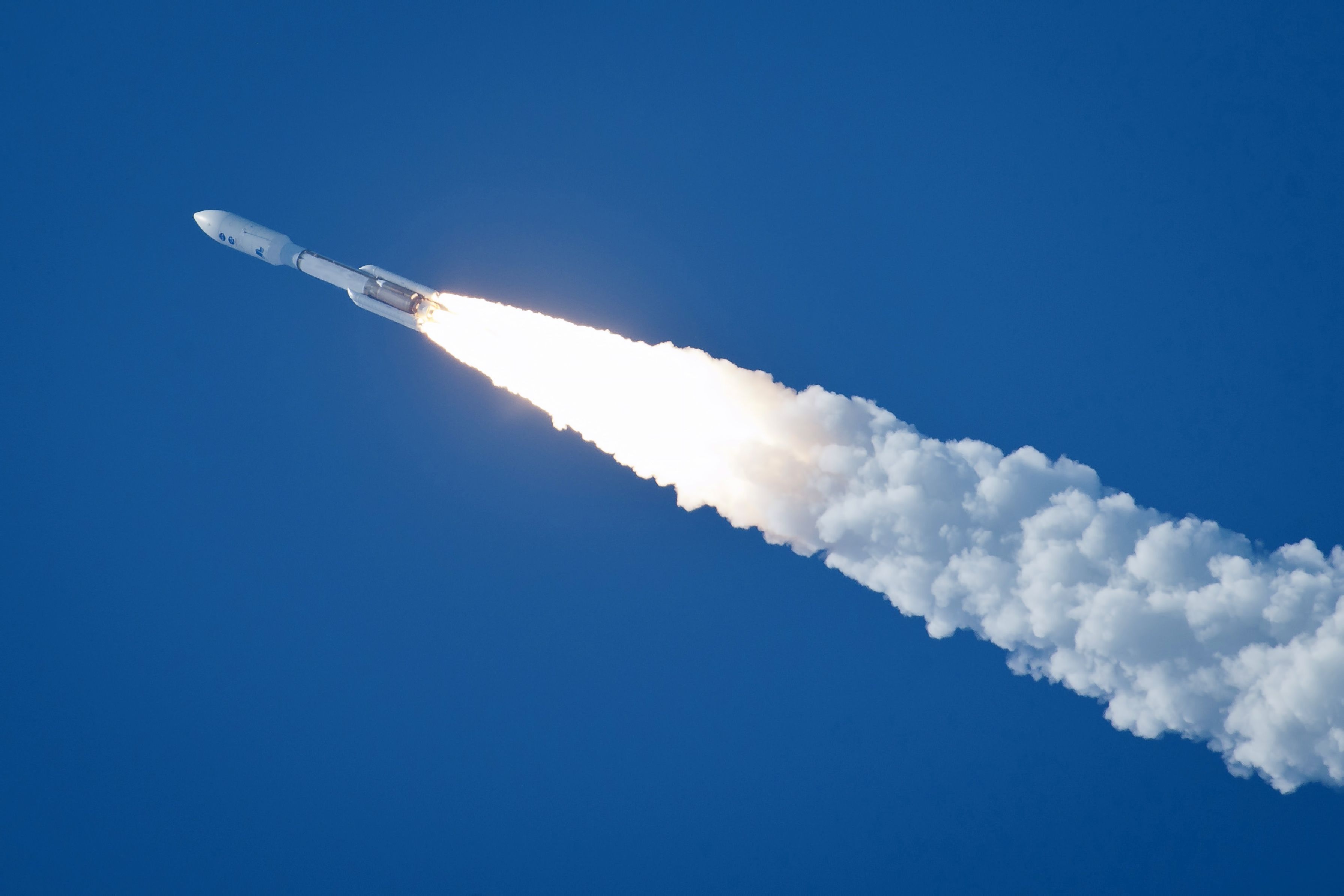 Juno, Start, Jupiter - Hd Photo Background Rocket - HD Wallpaper 