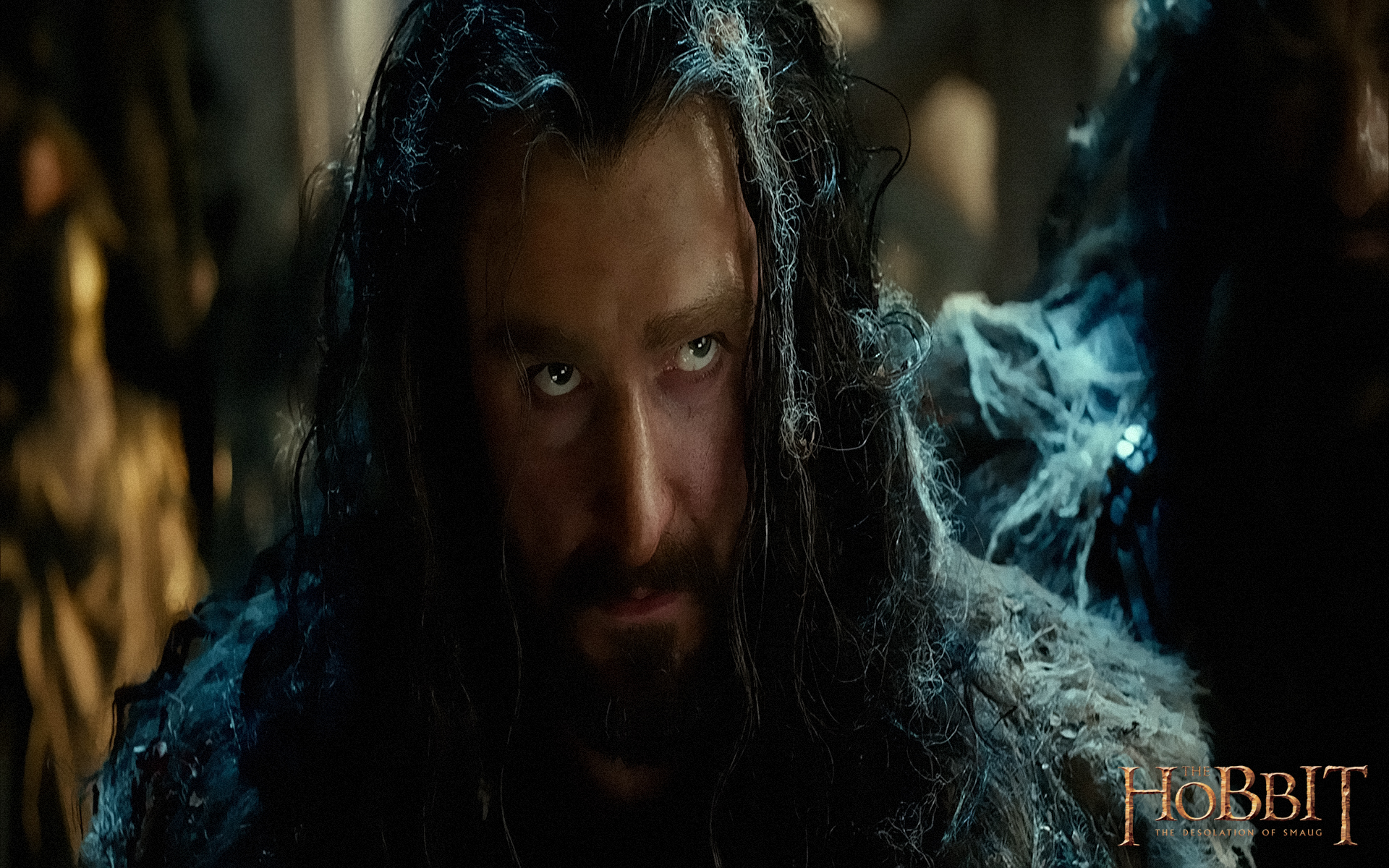 Люк эванс в роли лучника барда. Бард лучник хоббит. Торин дубощит король. Смауг хоббит постер. Хоббит пустошь смауга.