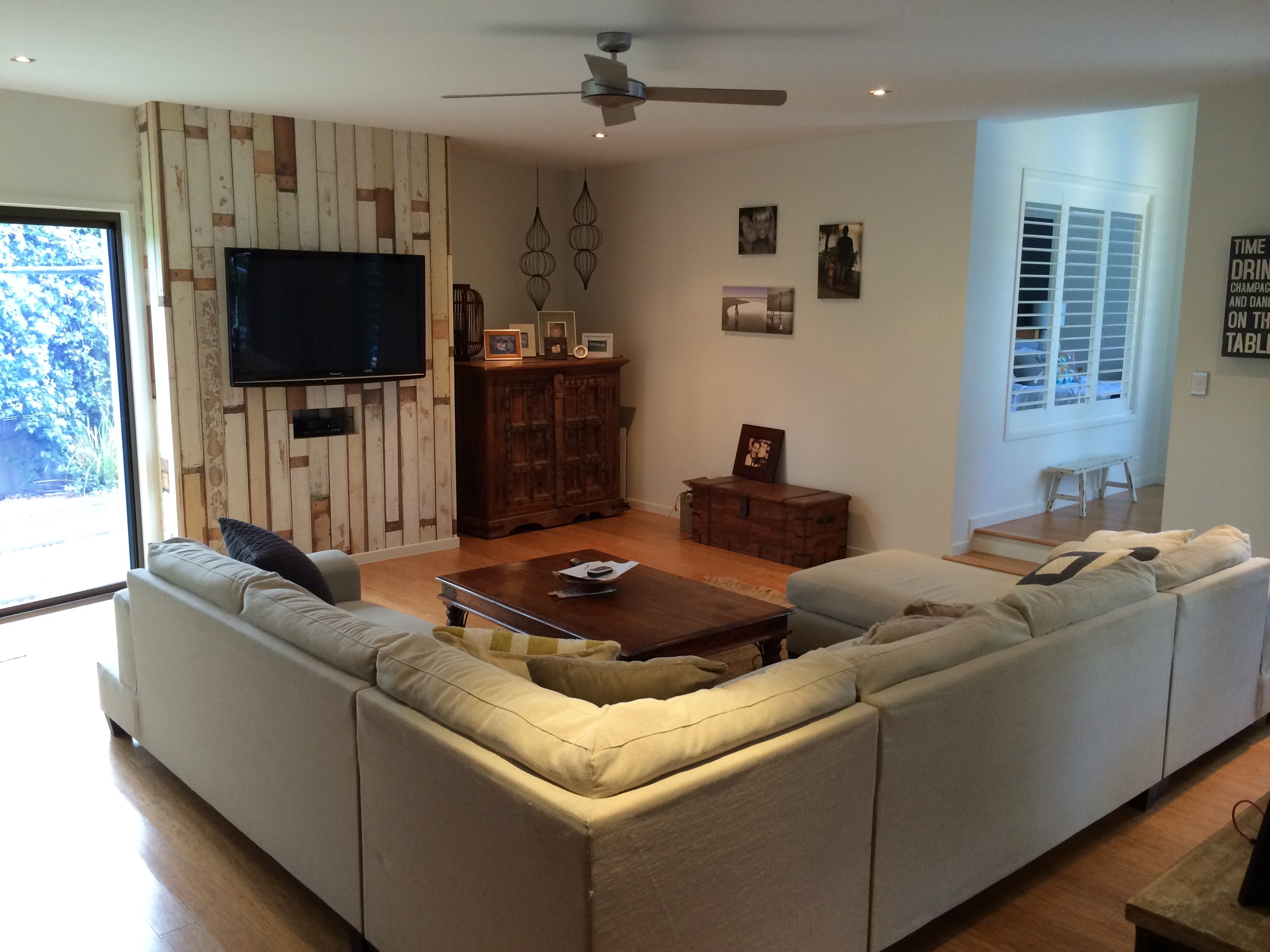 Living Room - HD Wallpaper 