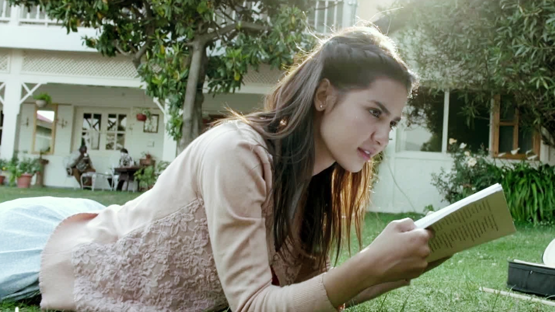 Madiha Imam Movie Dear Maya - HD Wallpaper 