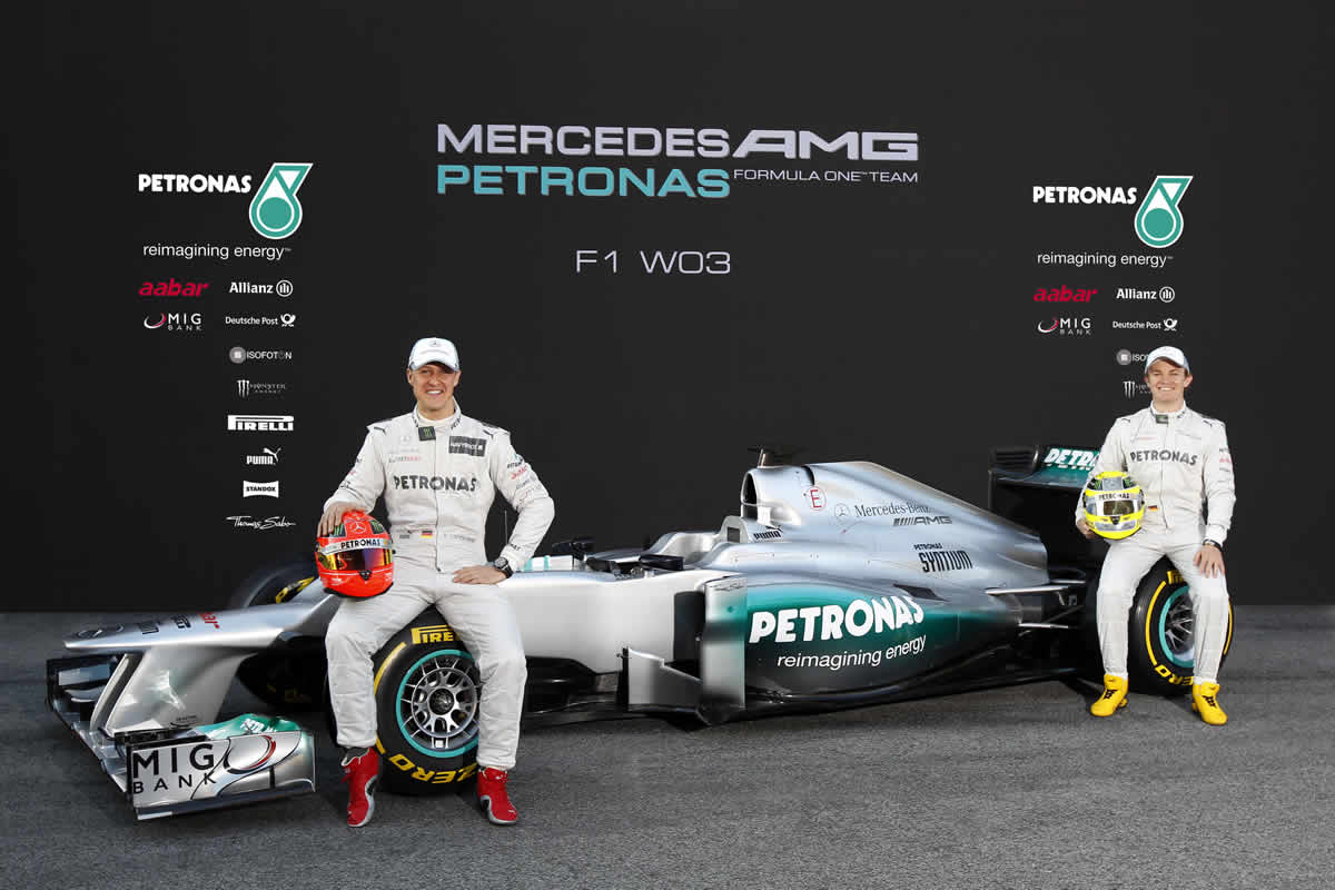 Hq Mercedes-benz F1 Wallpapers - Michael Schumacher Mercedes F1 - HD Wallpaper 