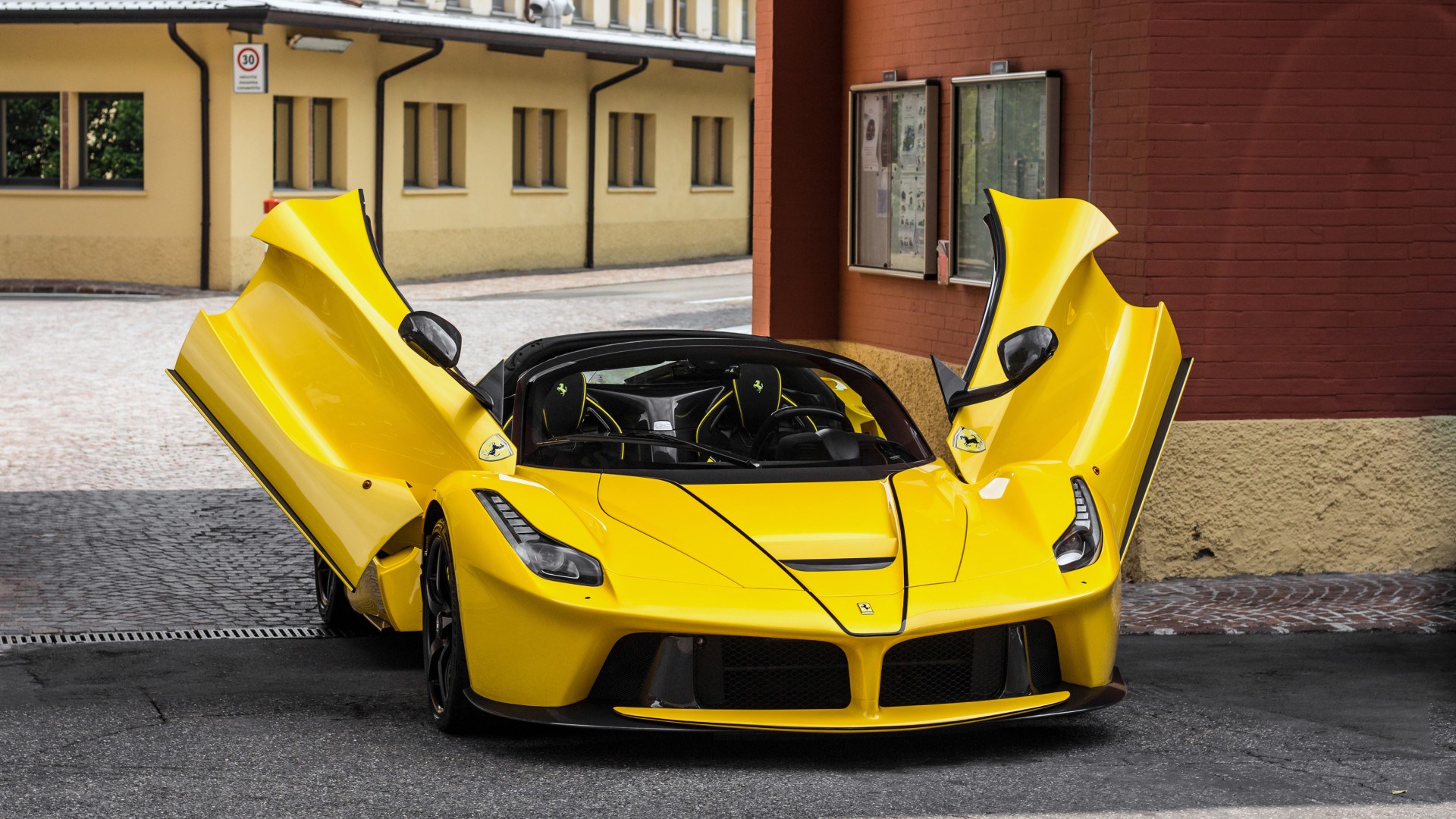 Laferrari Wallpapers For Iphone 7 - HD Wallpaper 