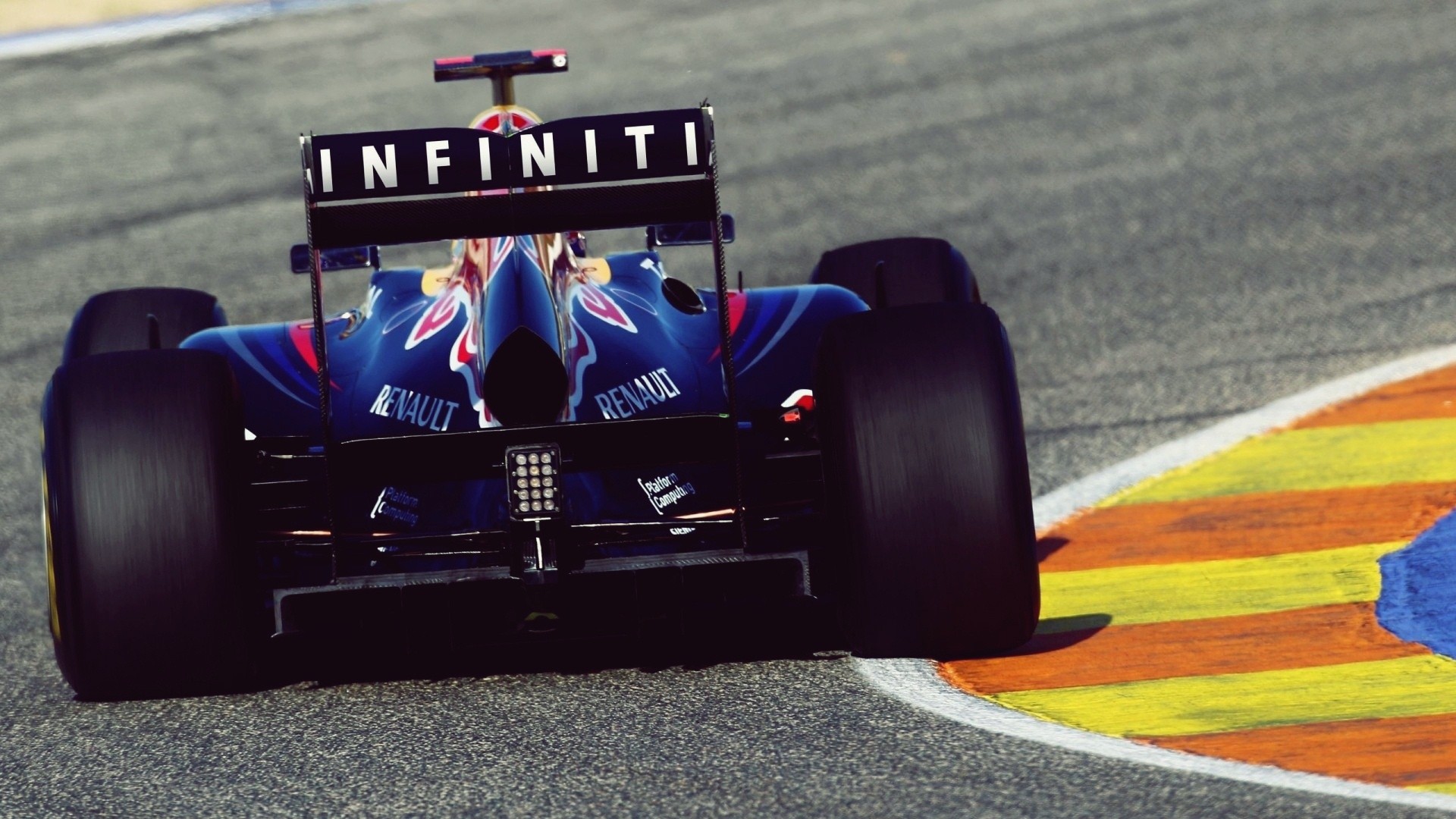 Wallpaper - Red Bull Racing 2011 - HD Wallpaper 
