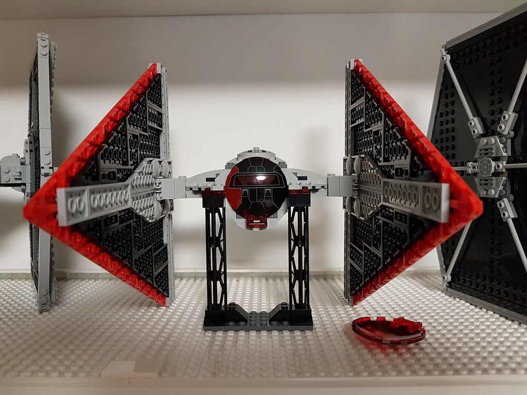 20191229 - Solo Tie Fighter Lego - HD Wallpaper 