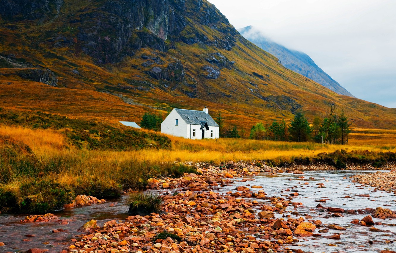 Photo Wallpaper Colorful, House, White, Grass, River, - Mountain Houses On The Rivers - HD Wallpaper 