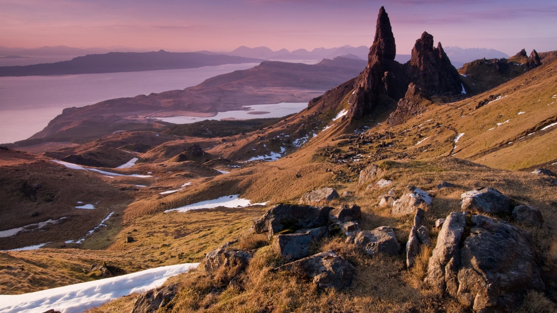 Water Mountains Nature Rocks Scotland Wallpapers For - Old Man Of Storr - HD Wallpaper 