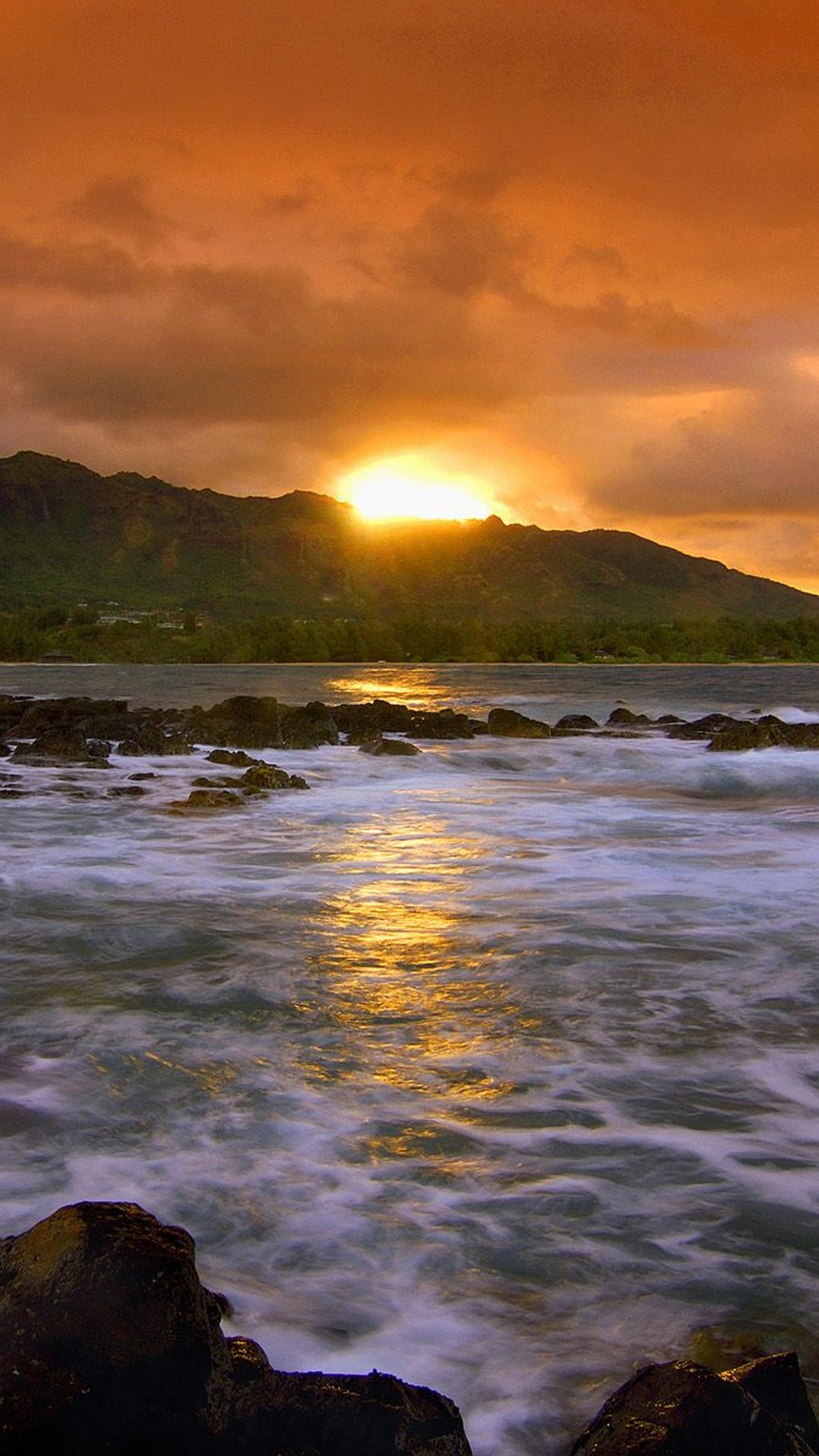 Iphone Plus Wallpaper Scotland - HD Wallpaper 