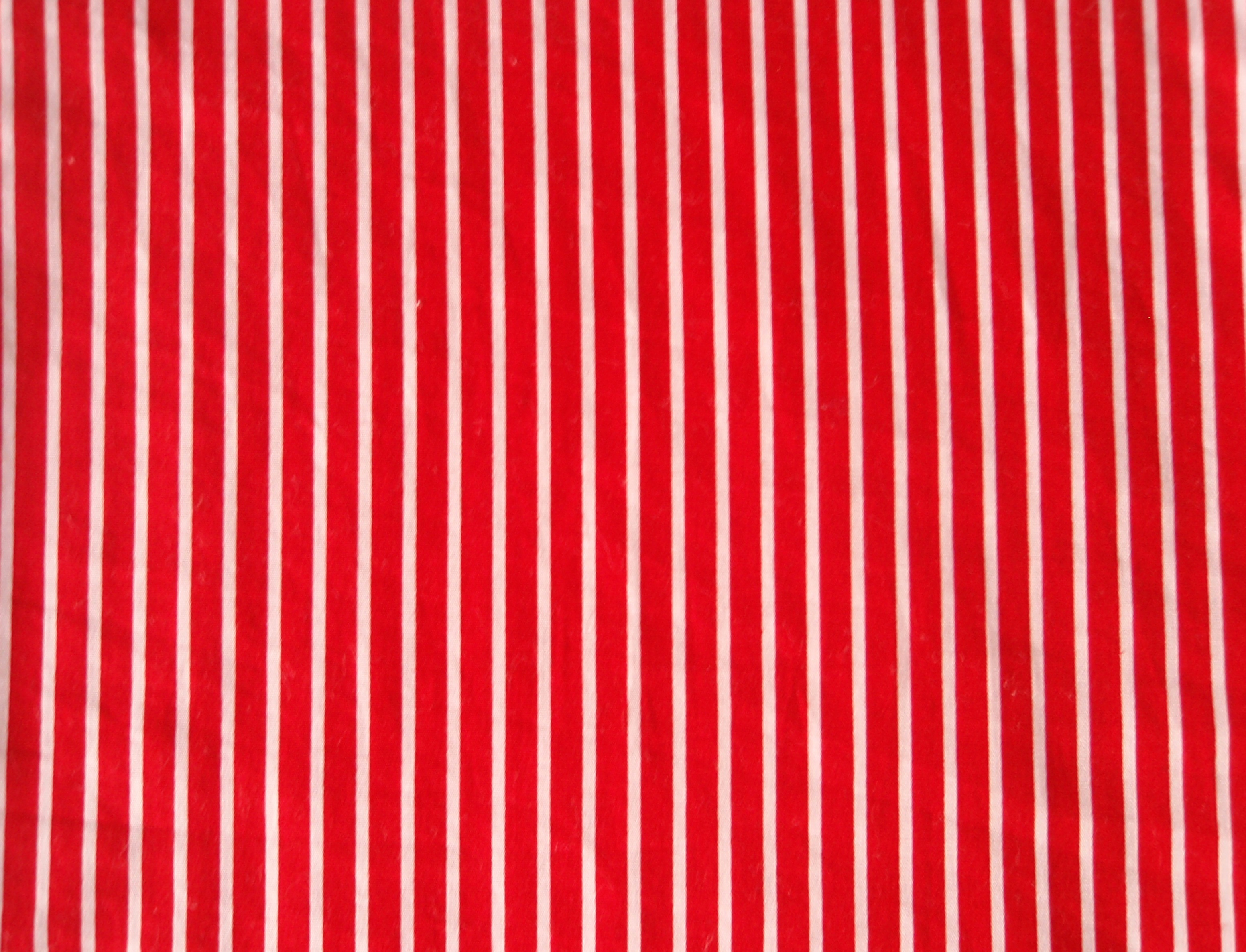 Free Newest Red Striped Wallpaper - Wrapping Paper - HD Wallpaper 