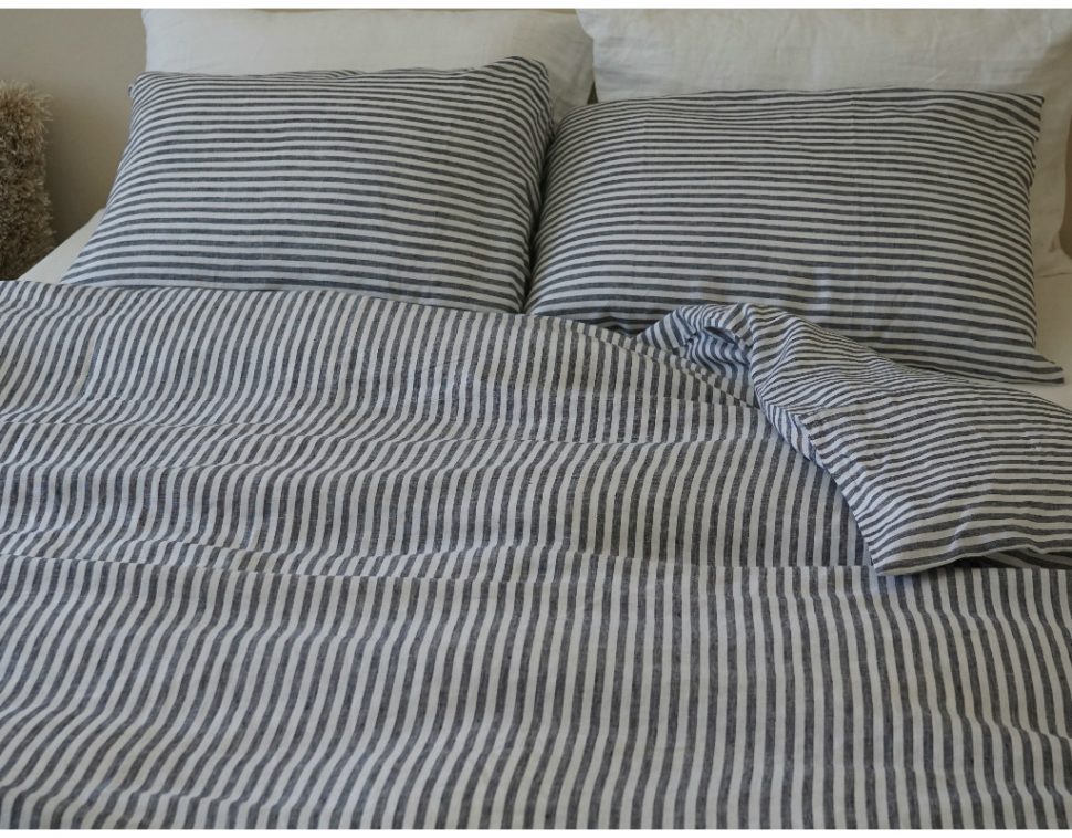 Modern Blue And White Striped Duvet Cover Bedding Target - Blue Striped Bed Cover - HD Wallpaper 