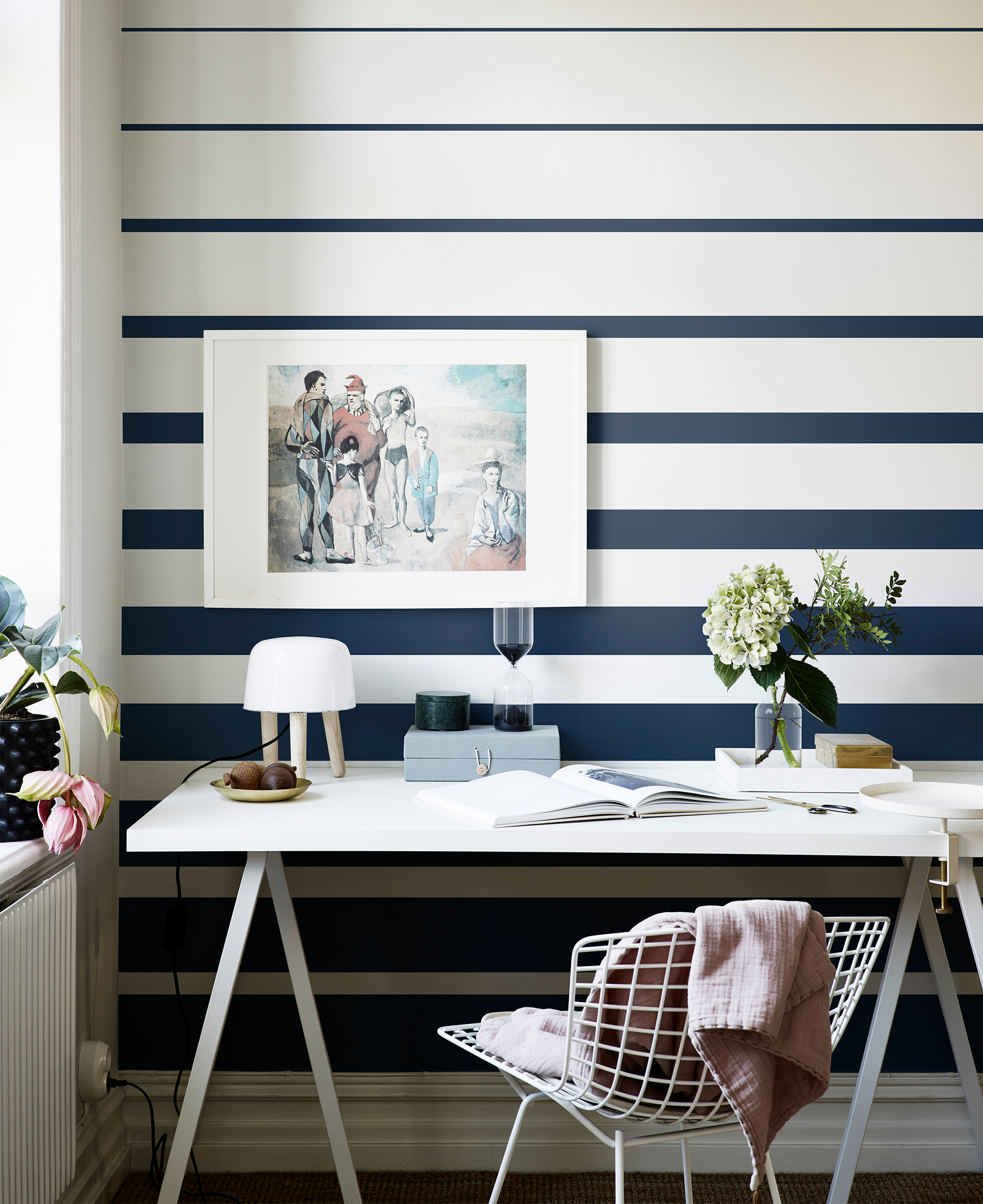 Striped Wall Design - HD Wallpaper 