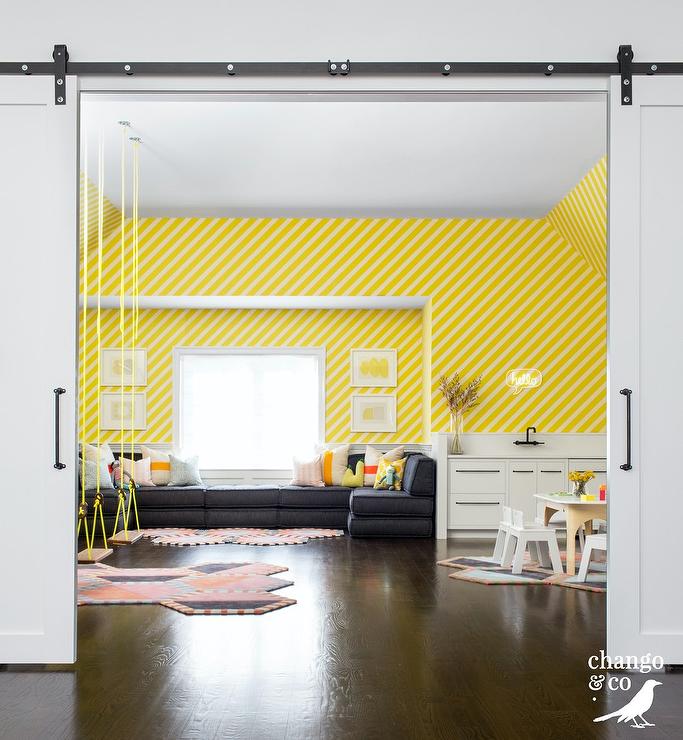 Yellow Playroom With Black Sectional - Modern Barn Playroom - HD Wallpaper 