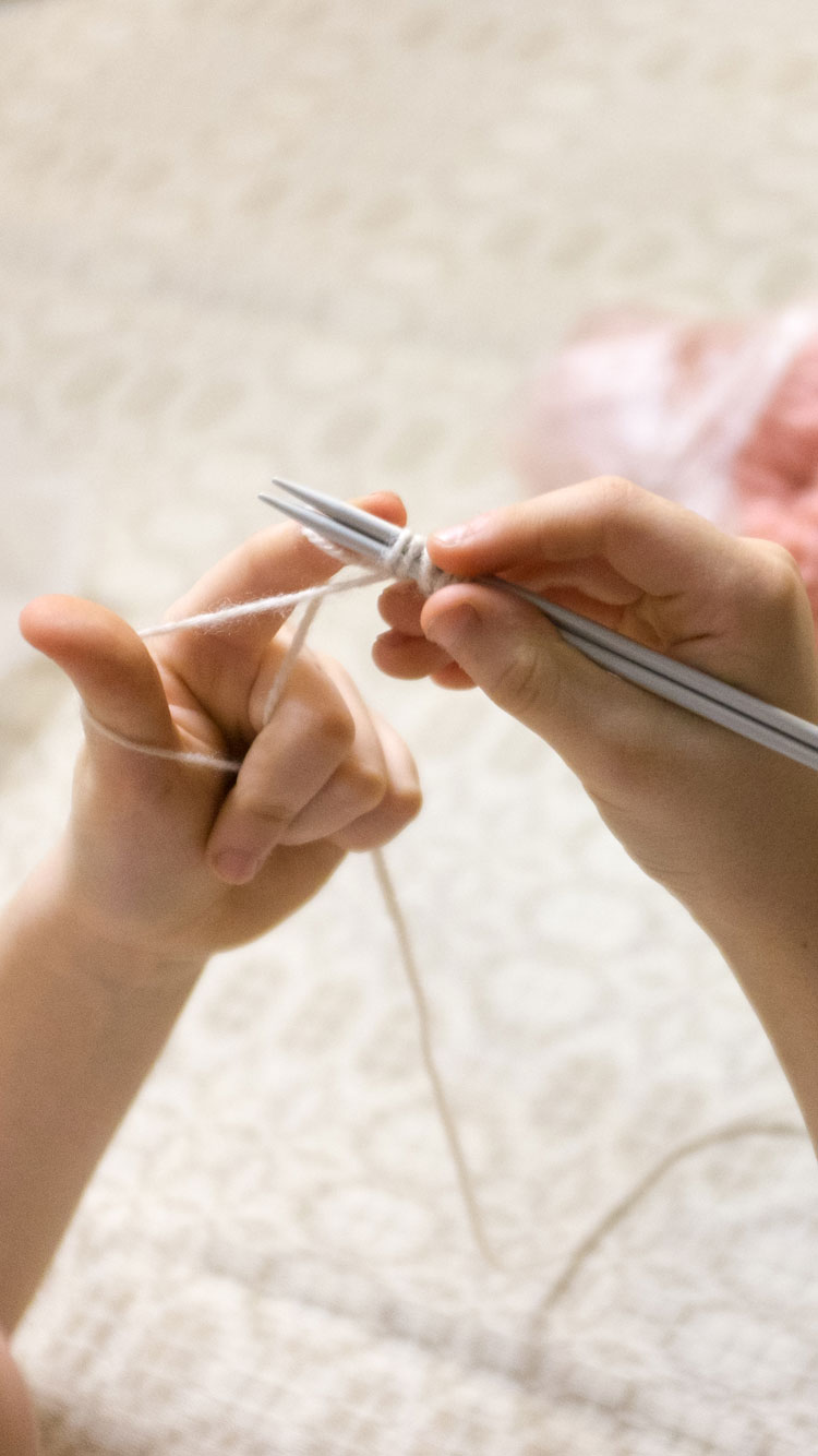 Knitting Wallpaper For Iphone - HD Wallpaper 