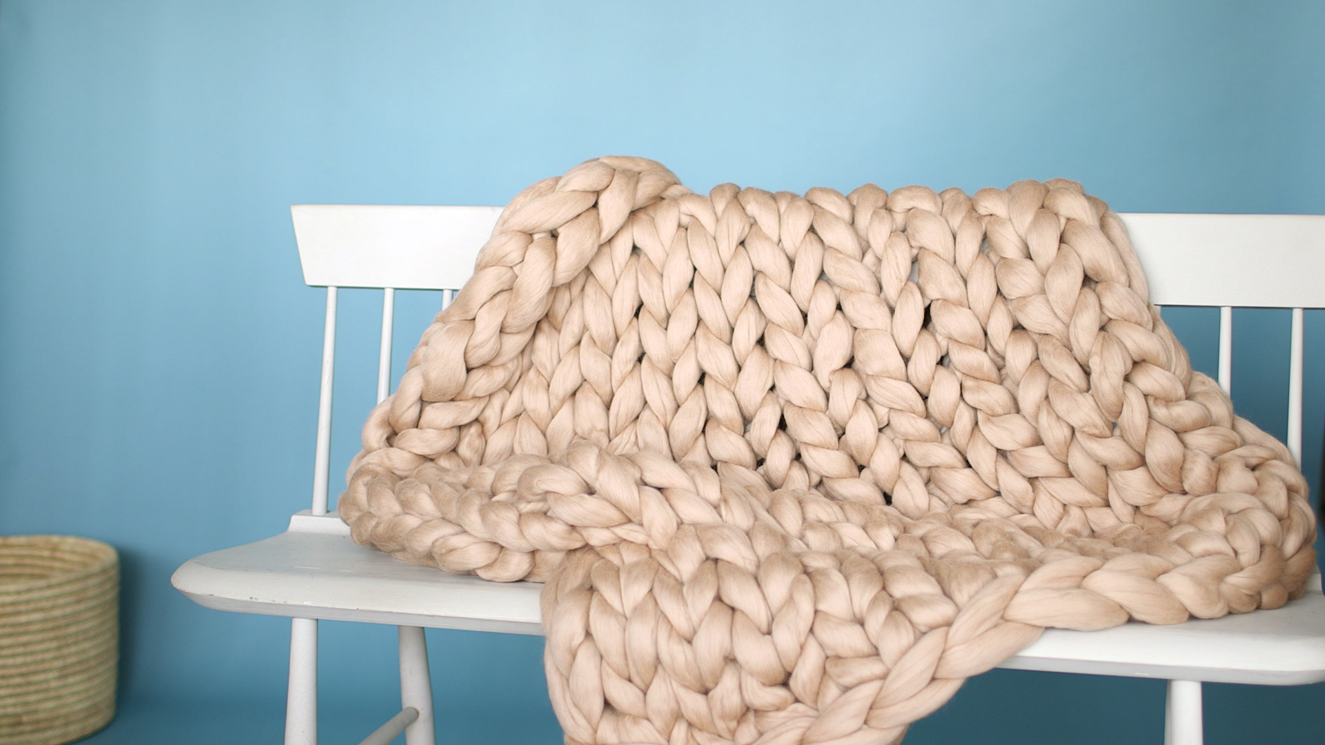 Arm Knitting Video Blanket - HD Wallpaper 