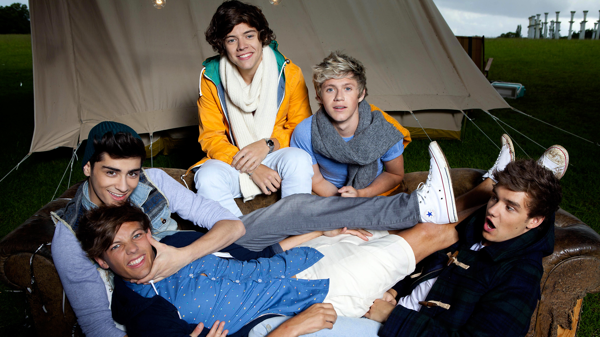 One Direction Take Me Home Special Deluxe Edition - HD Wallpaper 