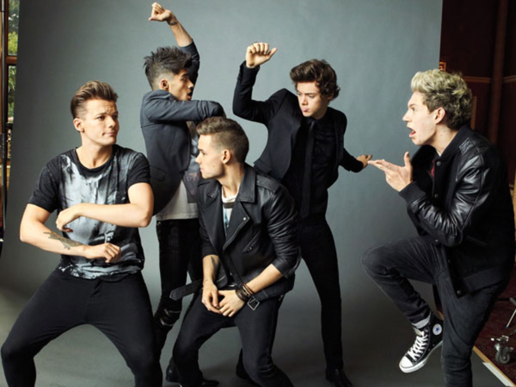 One Direction Desktop Wallpaper 1024x768, - One Direction Wallpaper 2013 - HD Wallpaper 