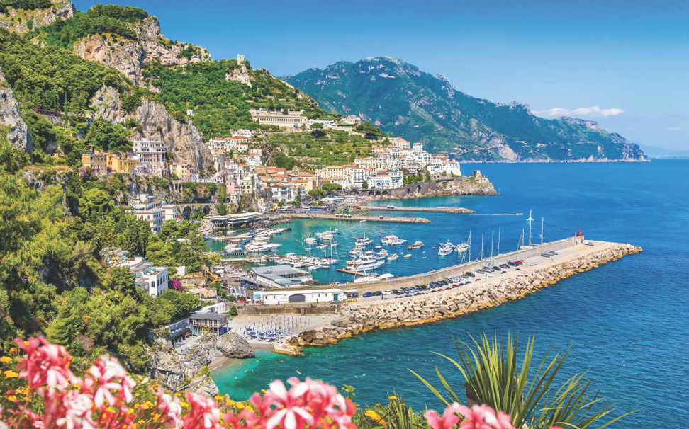 Amazing View Of Famous Amalfi Coast, Gulf Of Salerno, - Amalfi Coast Holidays - HD Wallpaper 