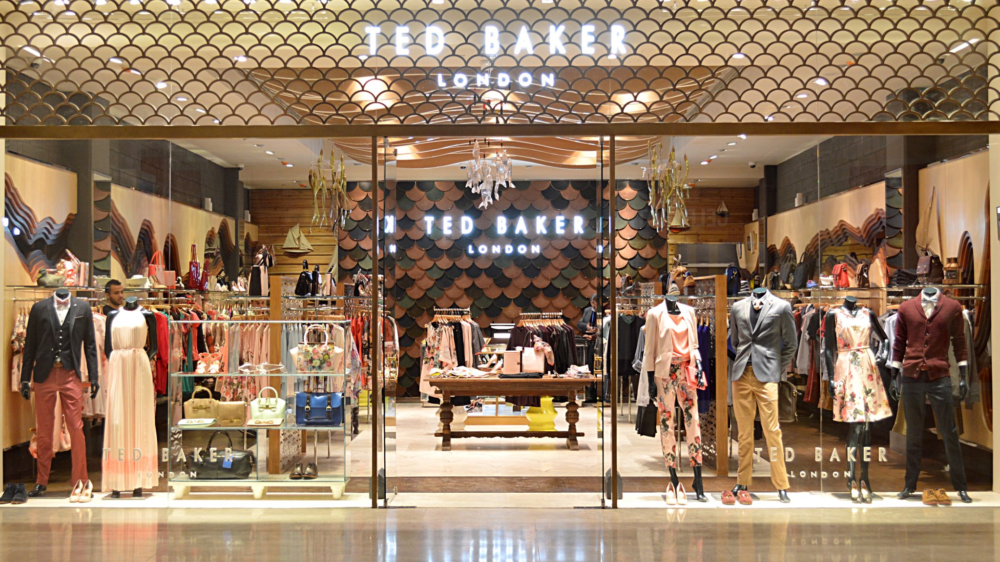Ted Baker Store London - HD Wallpaper 