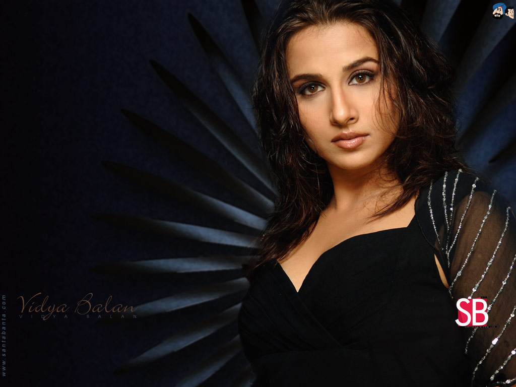 Vidya Balan In Dirty - HD Wallpaper 