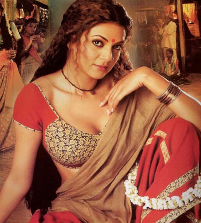 Susmita Sen In Hot Saree - 674x746 Wallpaper Susmita Sen In Hot Saree - 674x746 Wallpaper