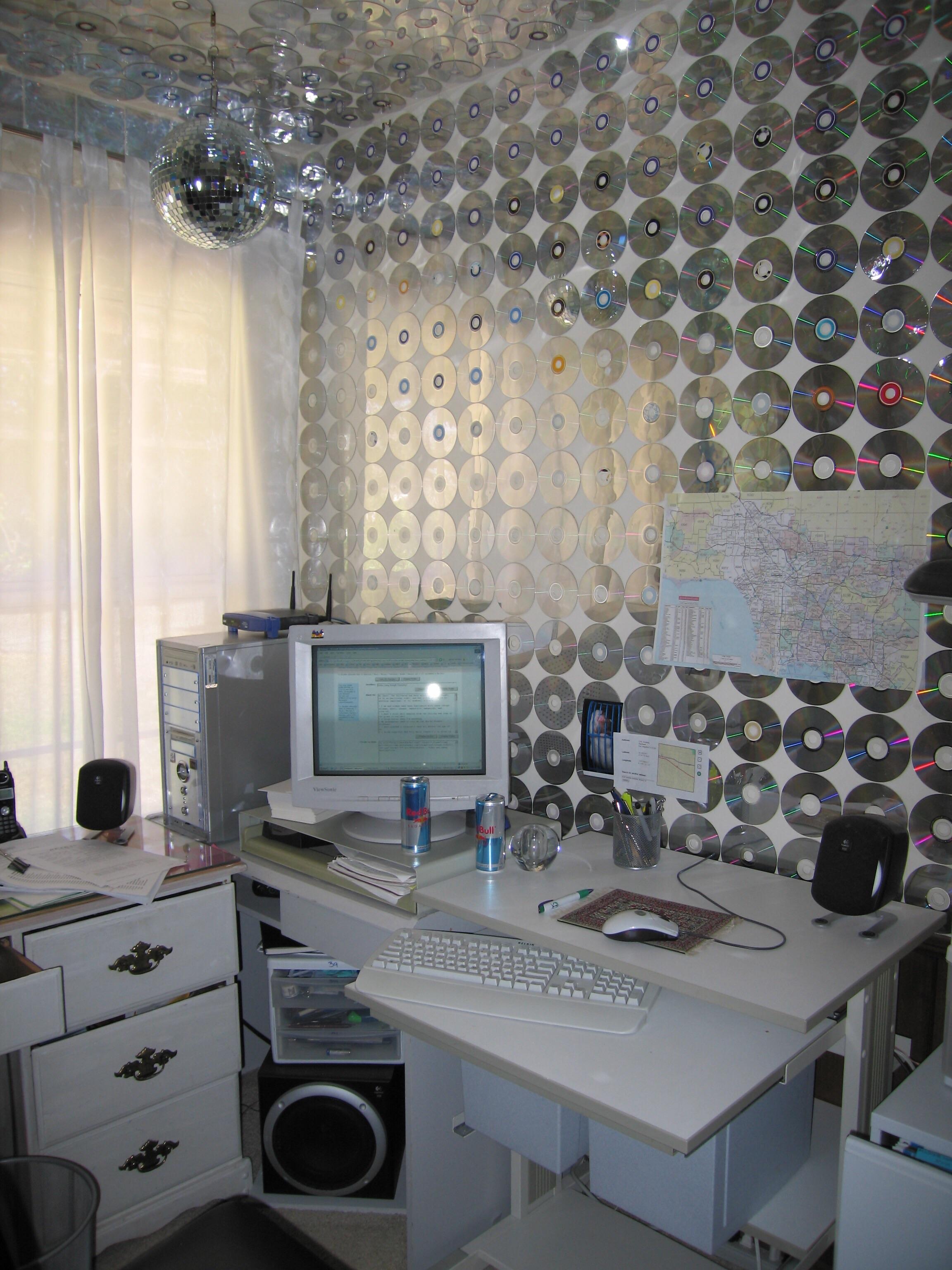 Disco Ball At Desk - HD Wallpaper 