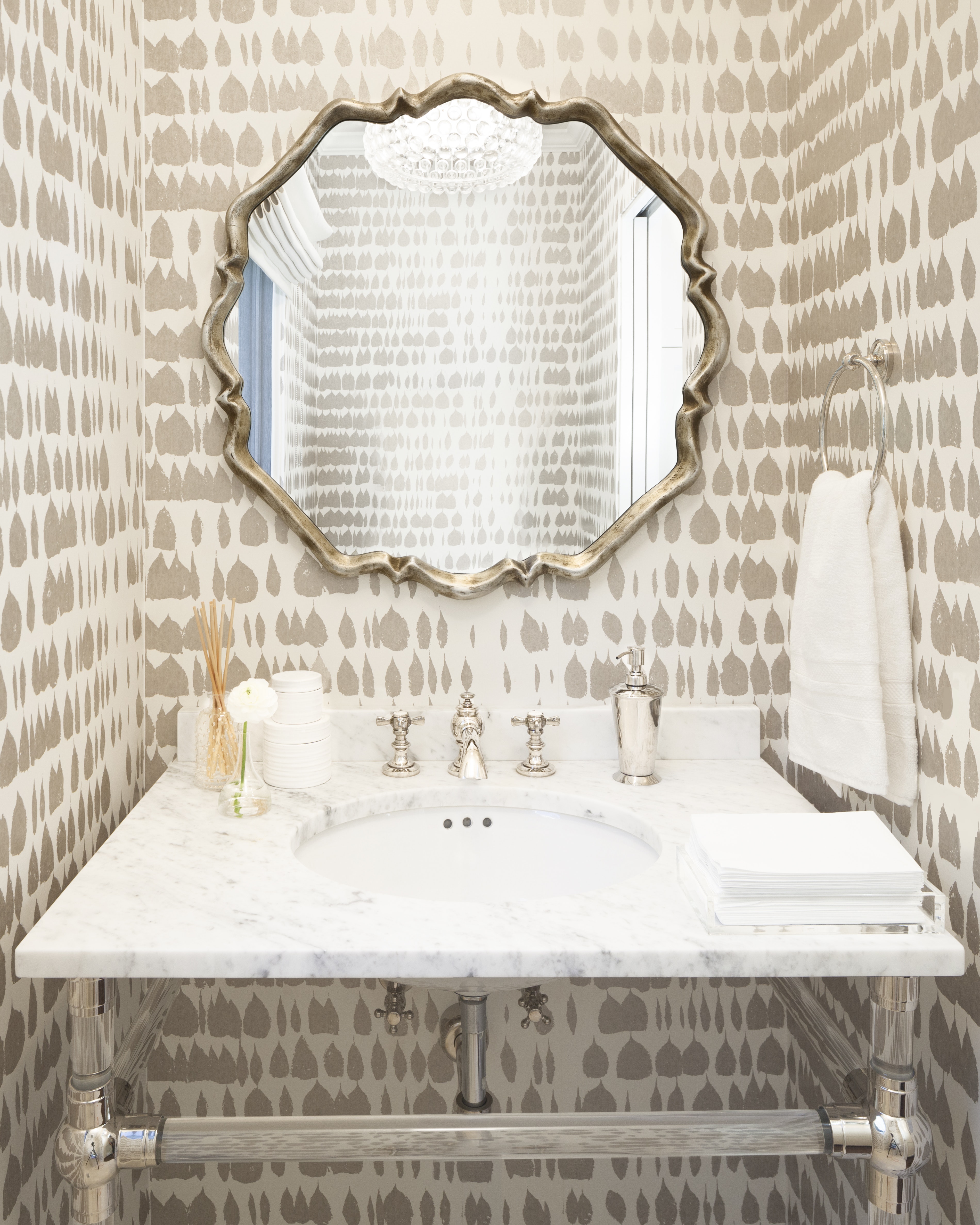 Bathroom Sink - HD Wallpaper 