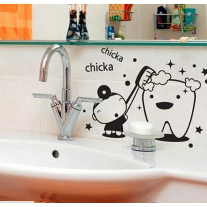 Bright Bathroom - HD Wallpaper 