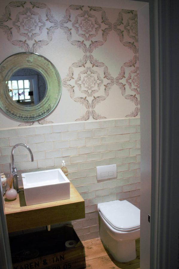 White Moth Timorous Beasties Wallpaper In Karen Kennedy - Bathroom - HD Wallpaper 