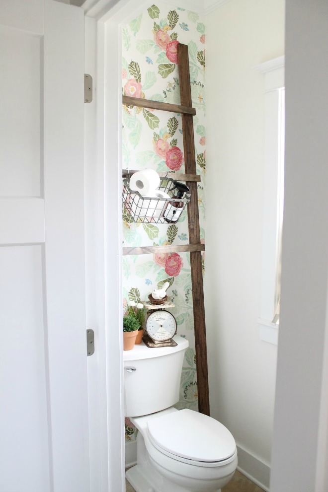 Bathroom Wallpaper Ideas - Small Bathroom Wallpaper Idea Farmhoise - HD Wallpaper 