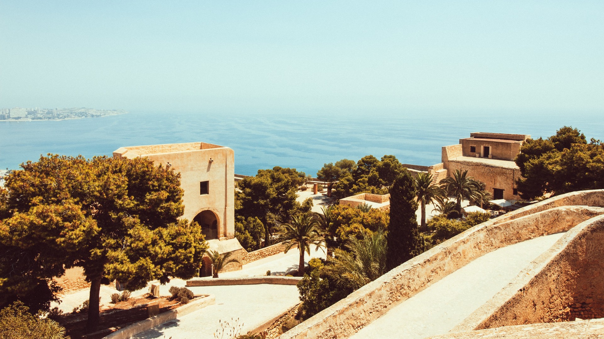 Saludos De Malaga - HD Wallpaper 