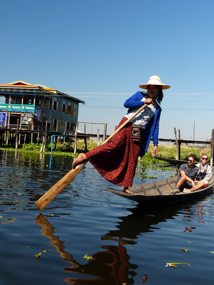 Myanmar, Inle, Lake, Single Leg Rowers, Burma, Boats, - Canoe - HD Wallpaper 