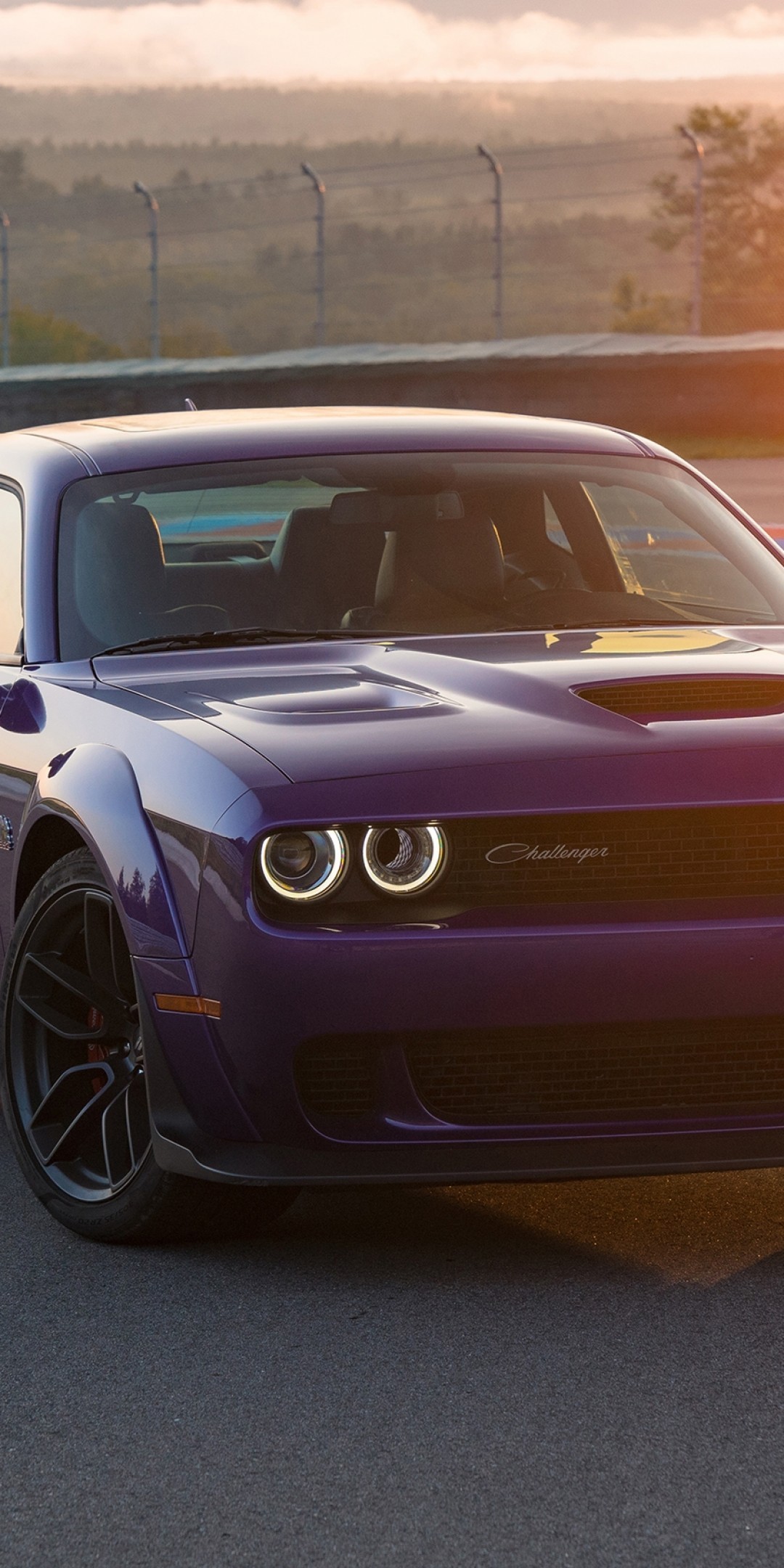 Dodge Challenger 2019, Muscle Cars - Dodge Challenger Wallpaper S10 - HD Wallpaper 