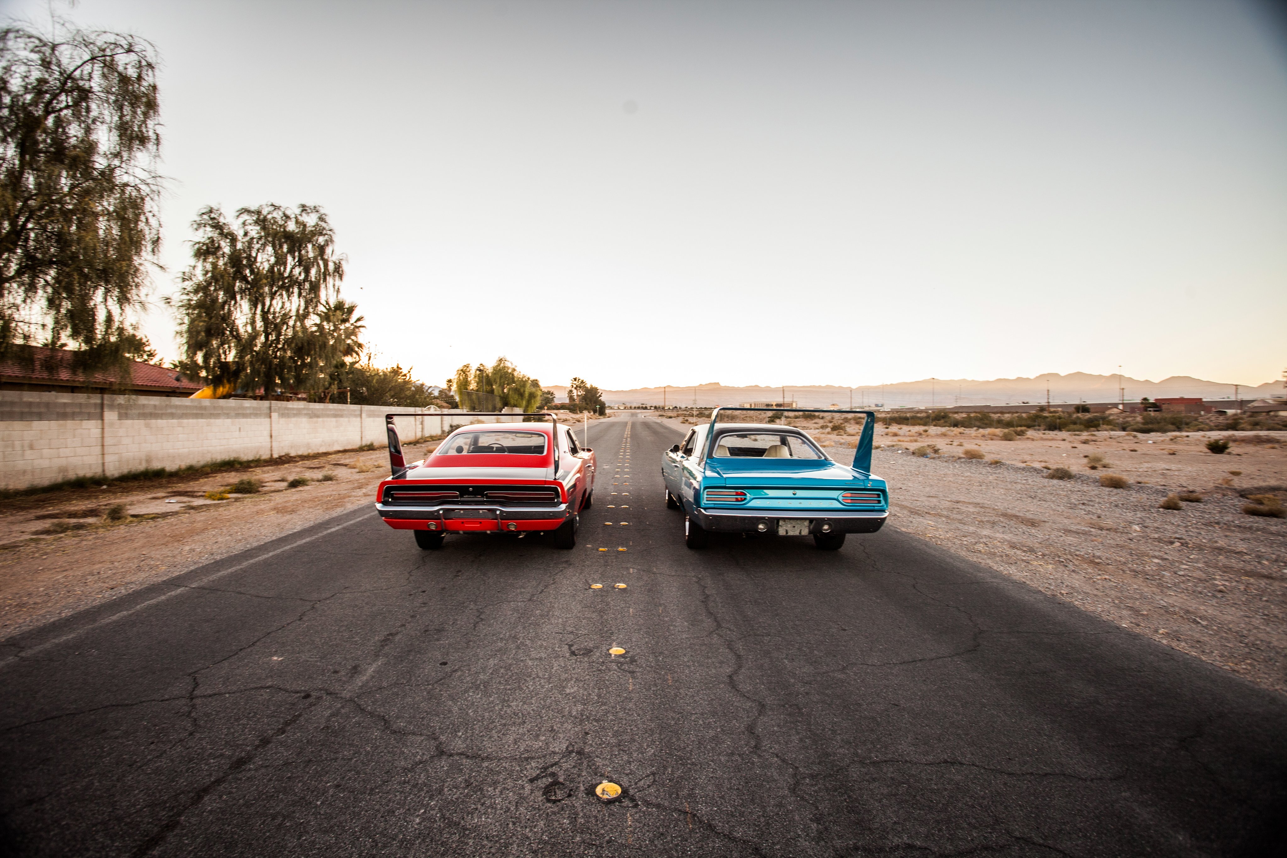 Plymouth Superbird And Charger Daytona - HD Wallpaper 