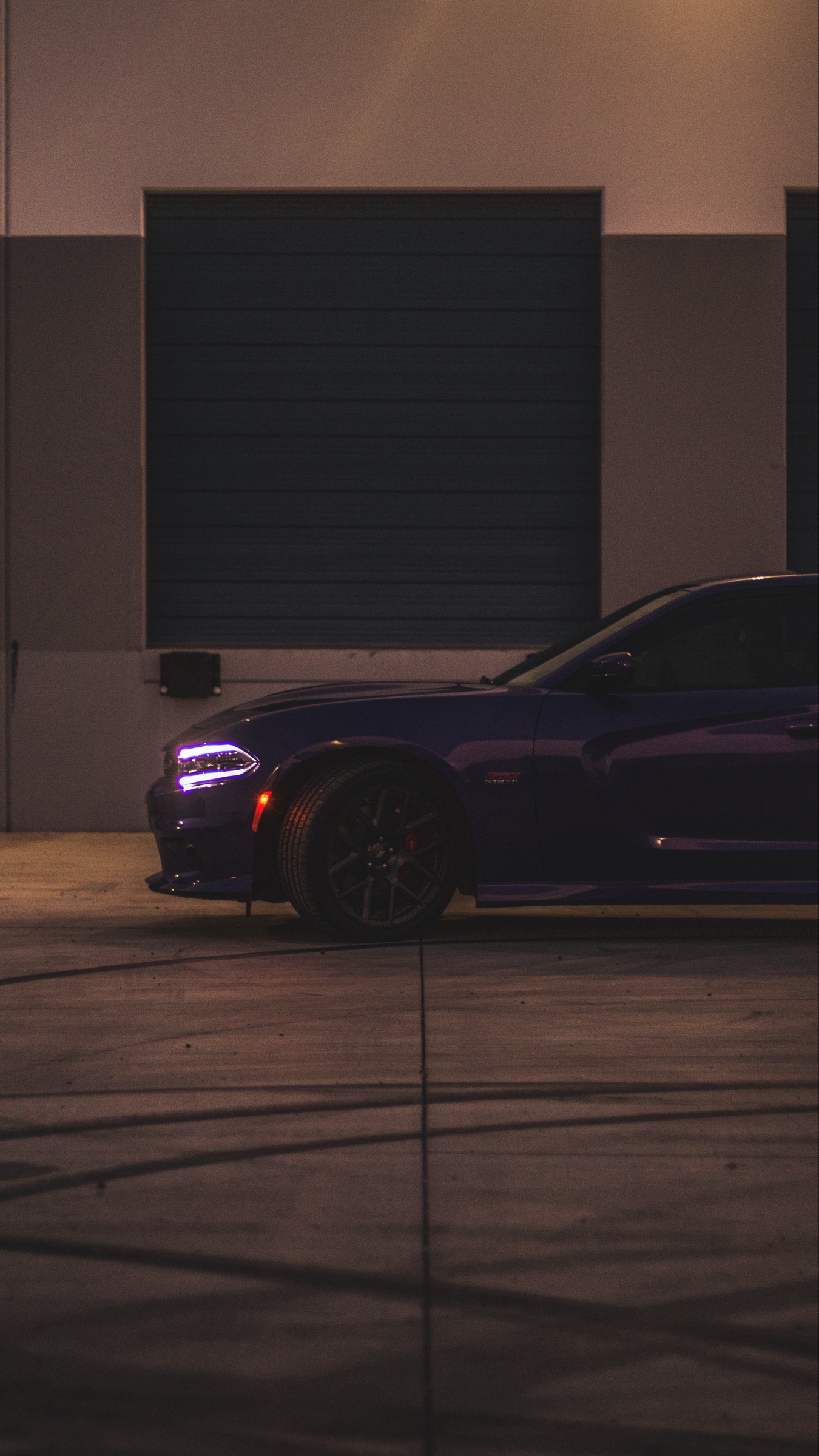 Wallpaper Dodge Charger, Side View, Headlight, Purple - Dodge Charger Wallpaper Ios - HD Wallpaper 