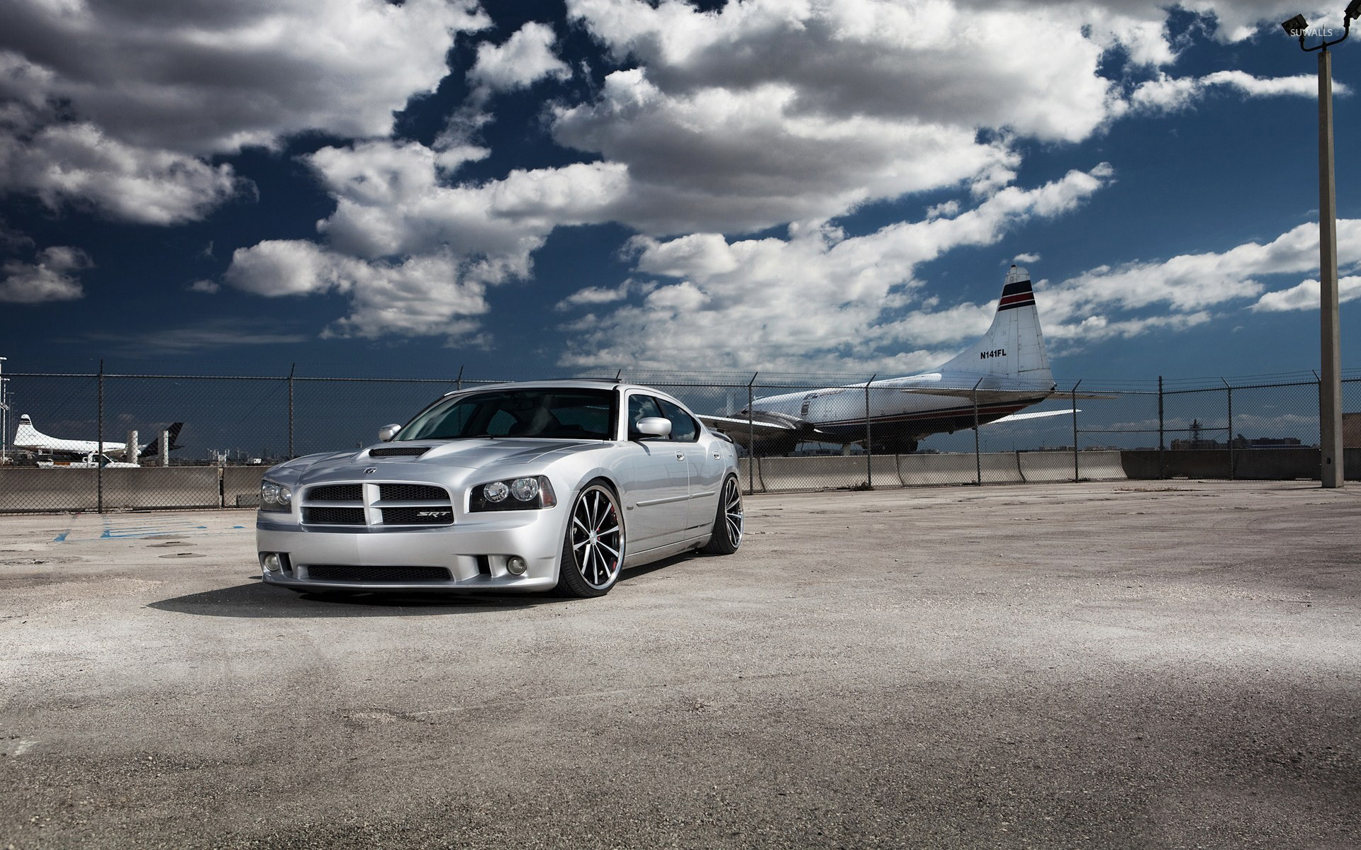Offset Wheels Dodge Charger 2012 - HD Wallpaper 