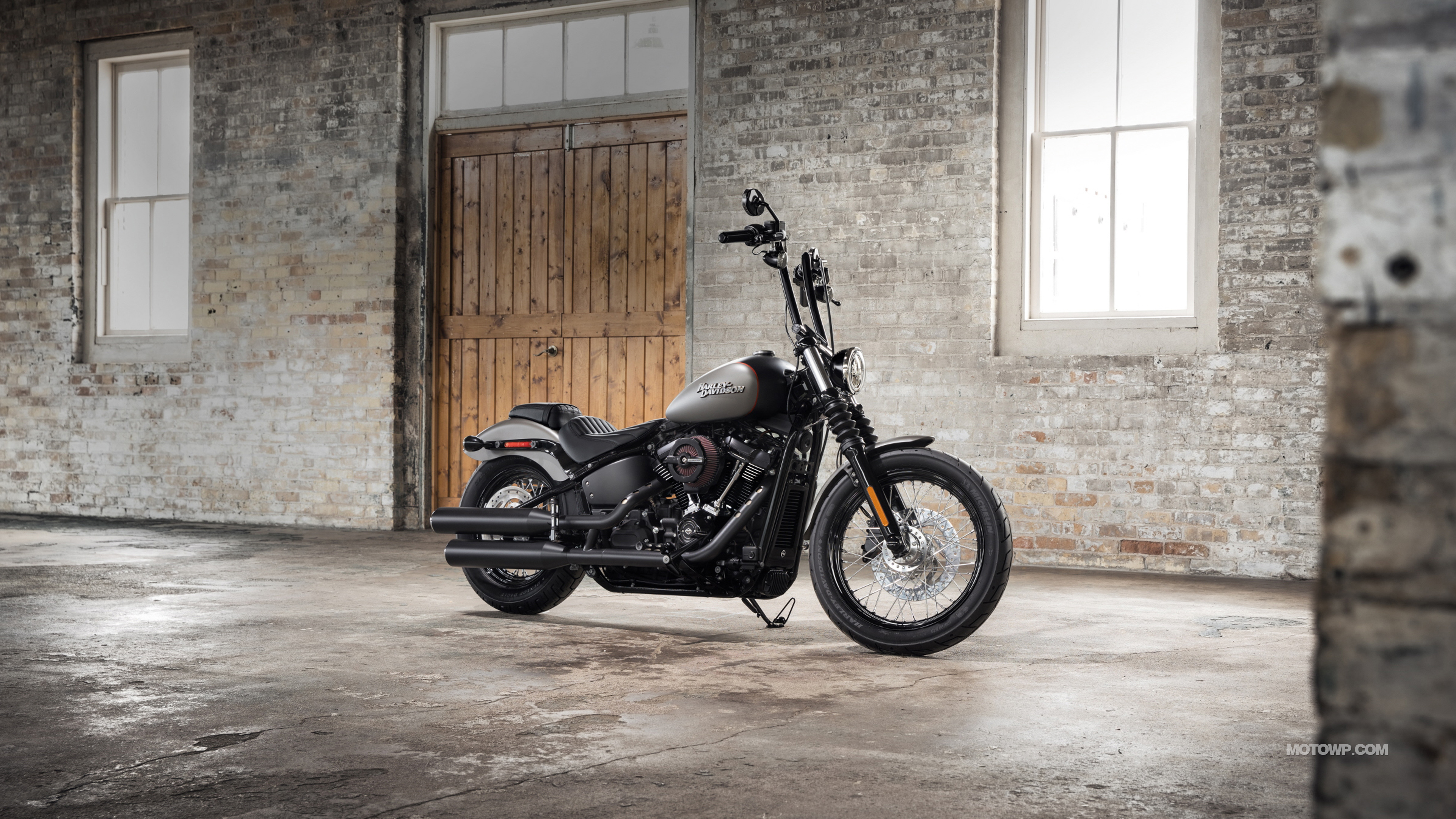 Harley Davidson Street Bob - HD Wallpaper 