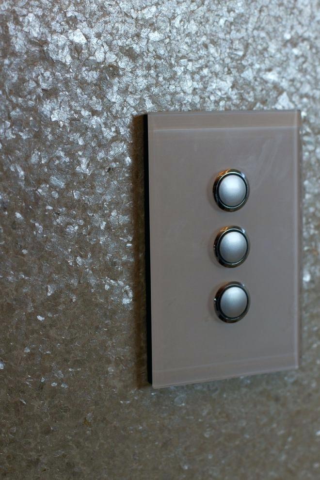 Modern Button Light Switch - HD Wallpaper 
