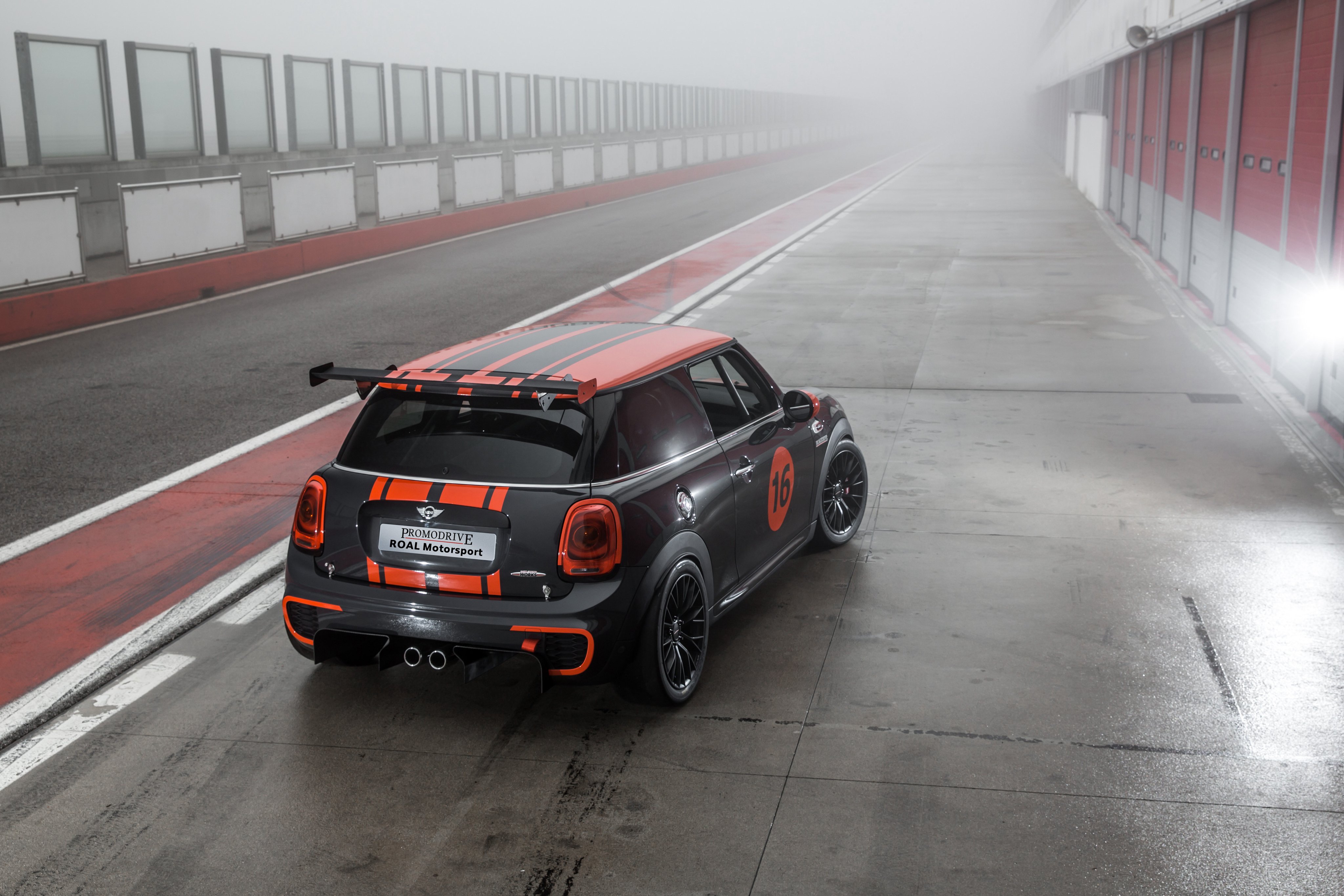 Mini Cooper - HD Wallpaper 