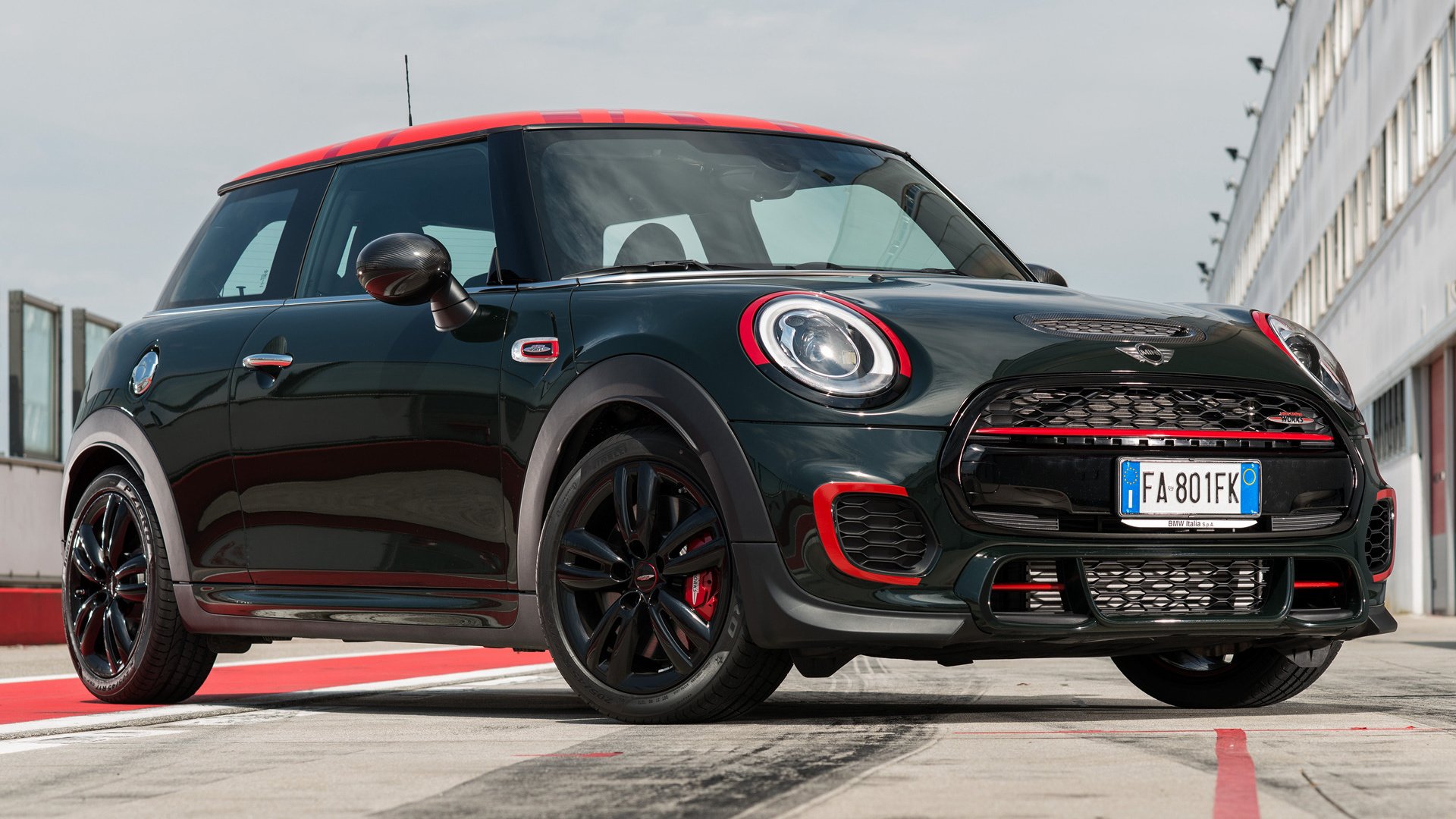 Mini Cooper - HD Wallpaper 