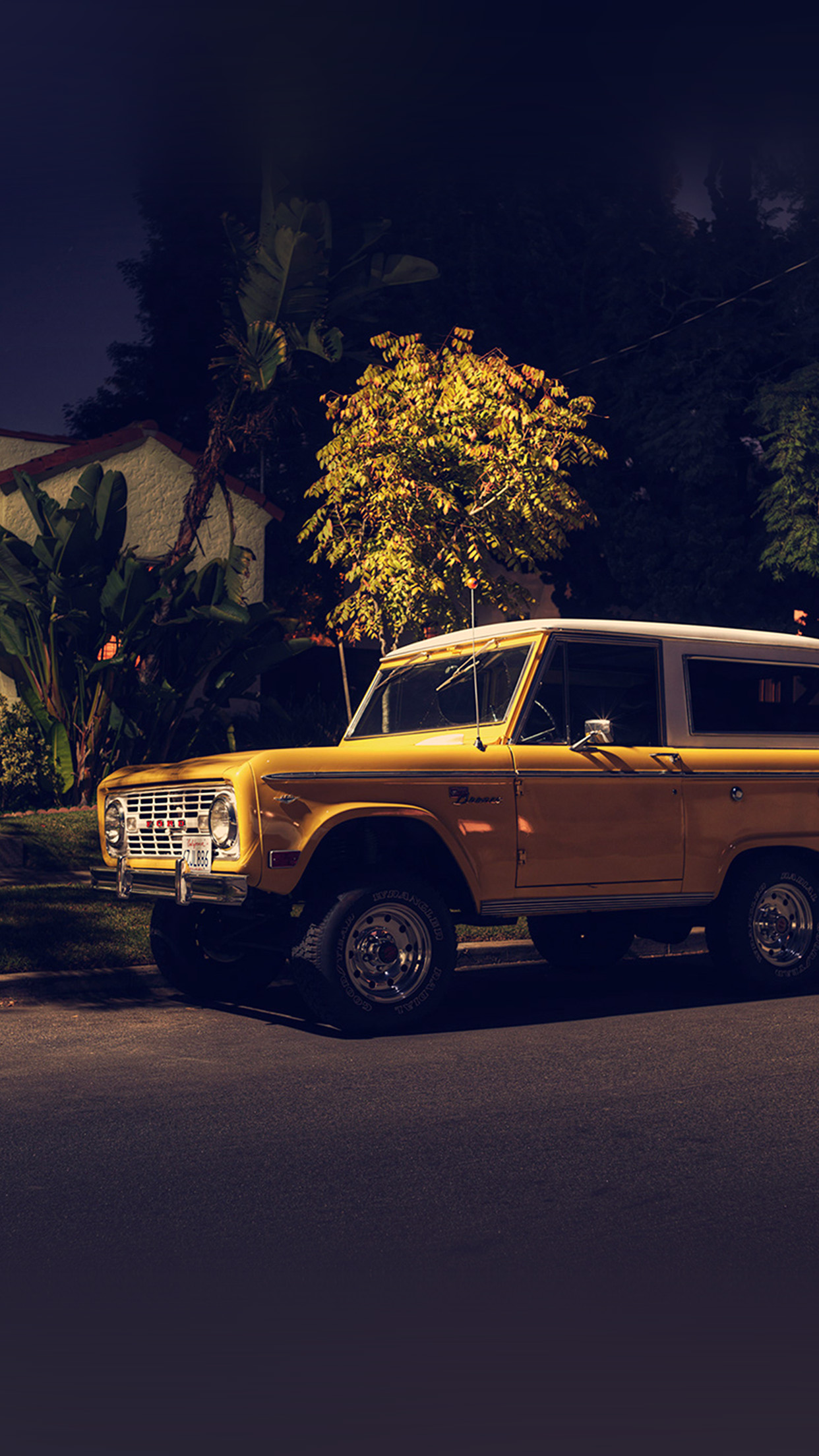 Night Car Photography Iphone - HD Wallpaper 