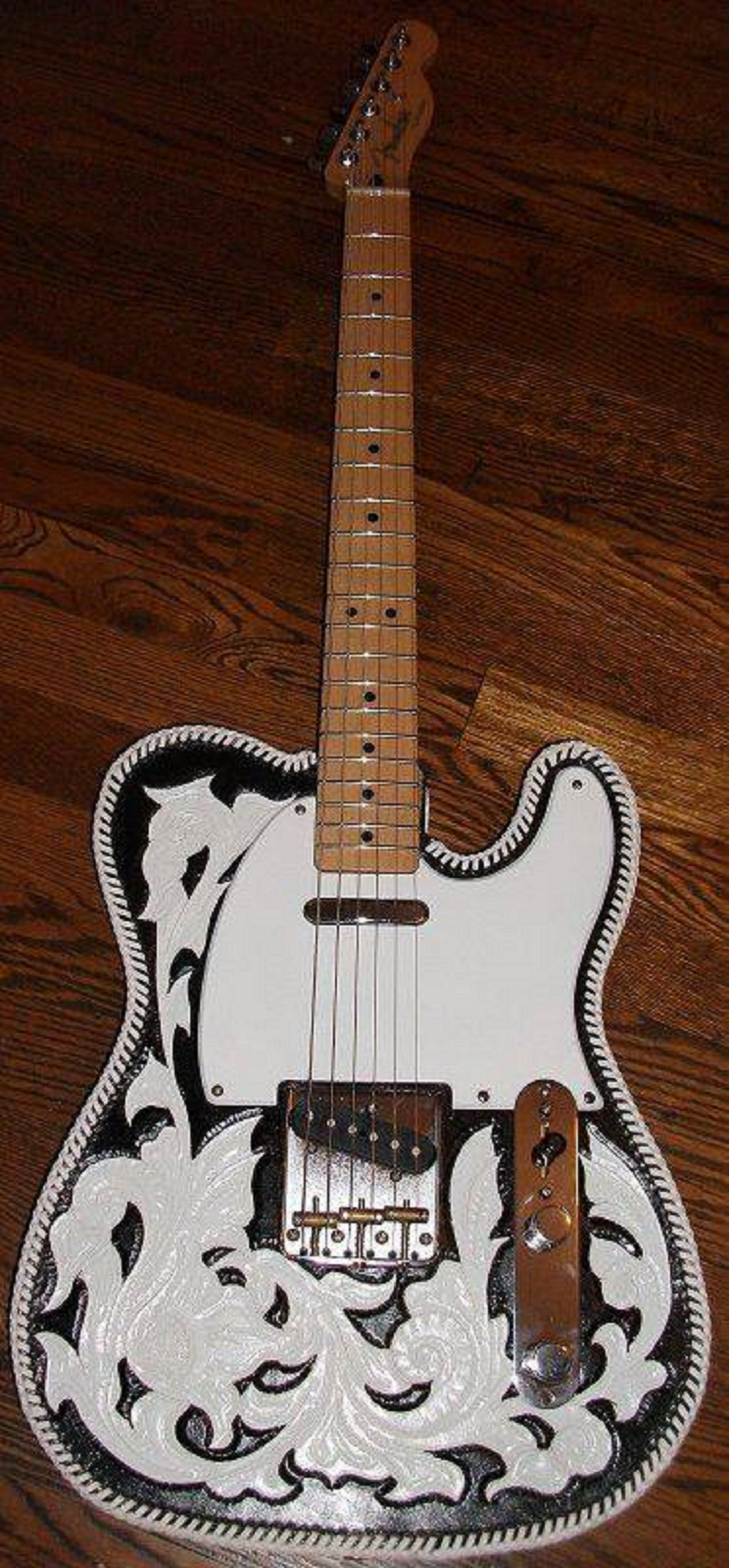 Waylon Jennings Guitar - HD Wallpaper 