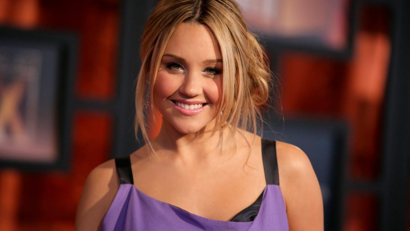 Hot American Girls - Amanda Bynes - HD Wallpaper 