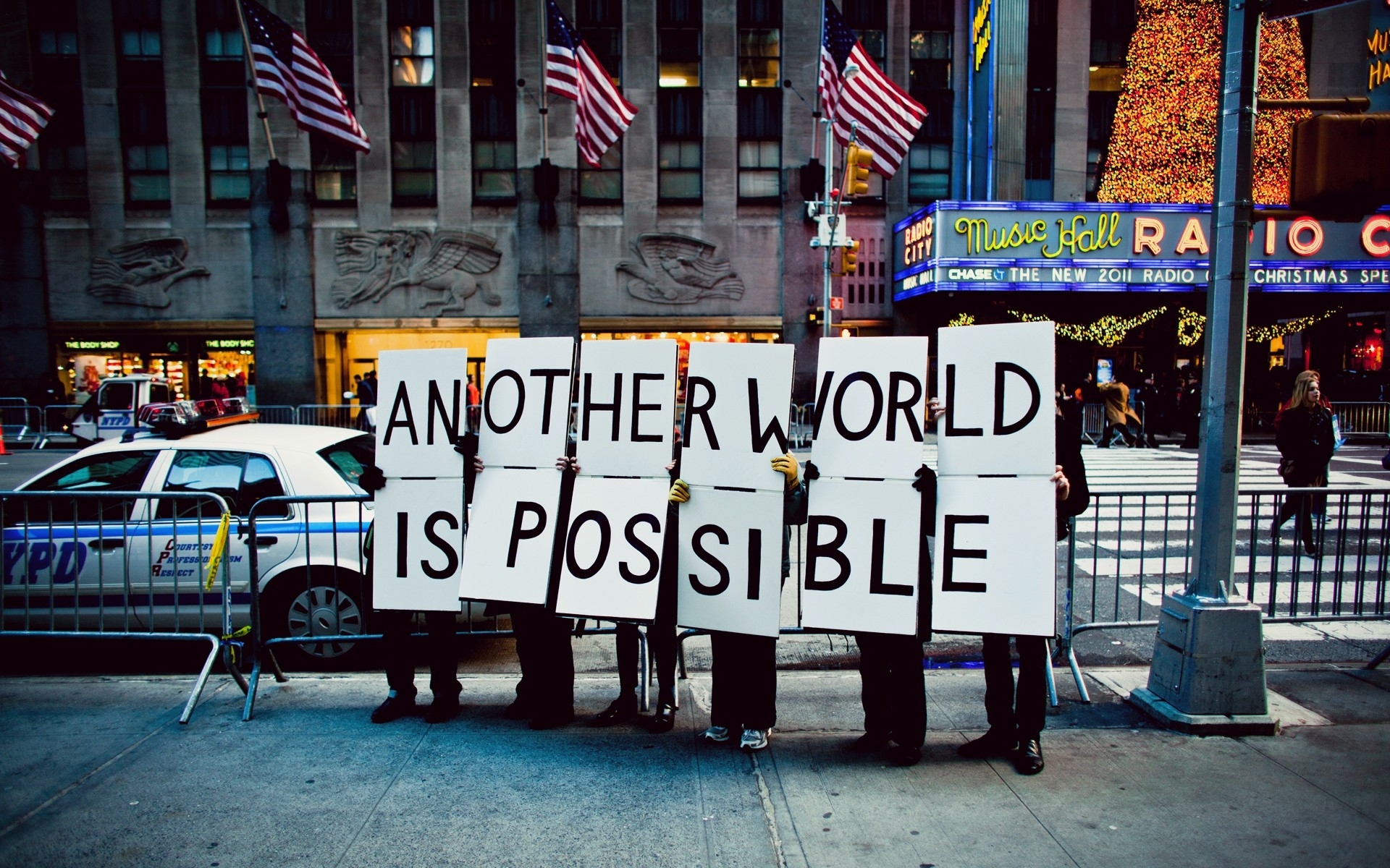 Streets Signs Buildings Typography New York City American - Carteles En Nueva York - HD Wallpaper 