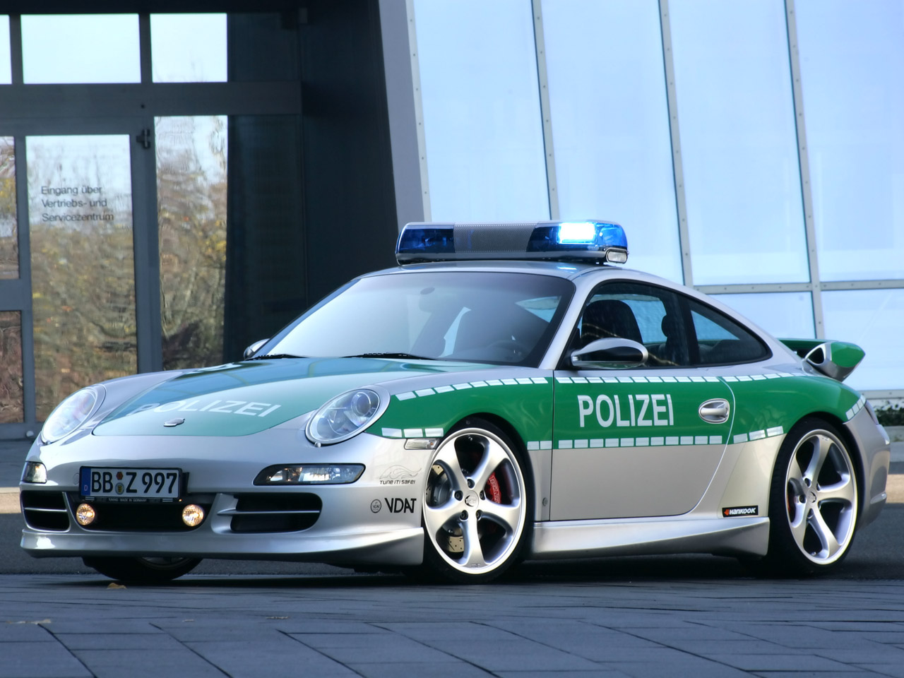 Porsche 911 Carrera S Police - HD Wallpaper 