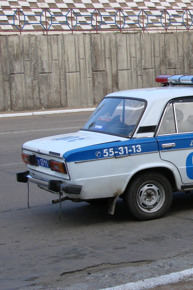 Police Car, Vladivostok - Russia Old Police Car - HD Wallpaper 